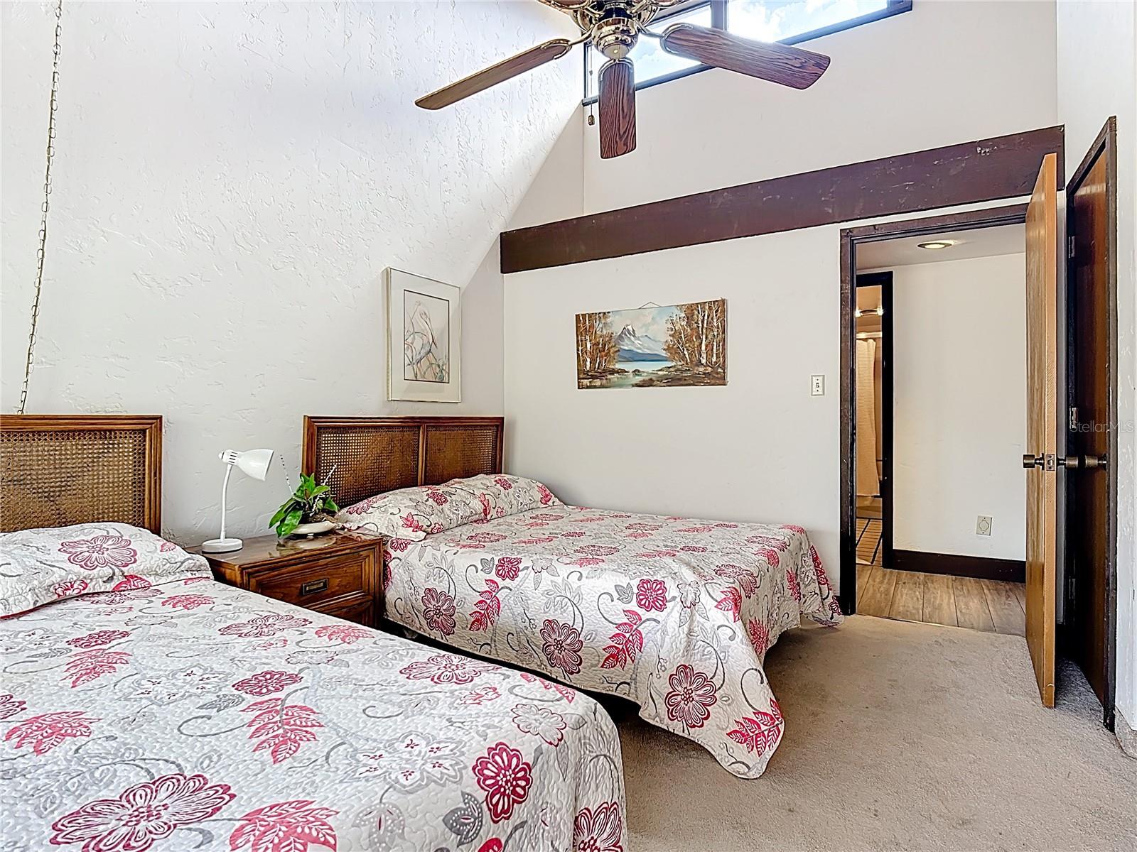 GRENELEFE ABBEY COURT CONDO - Residential