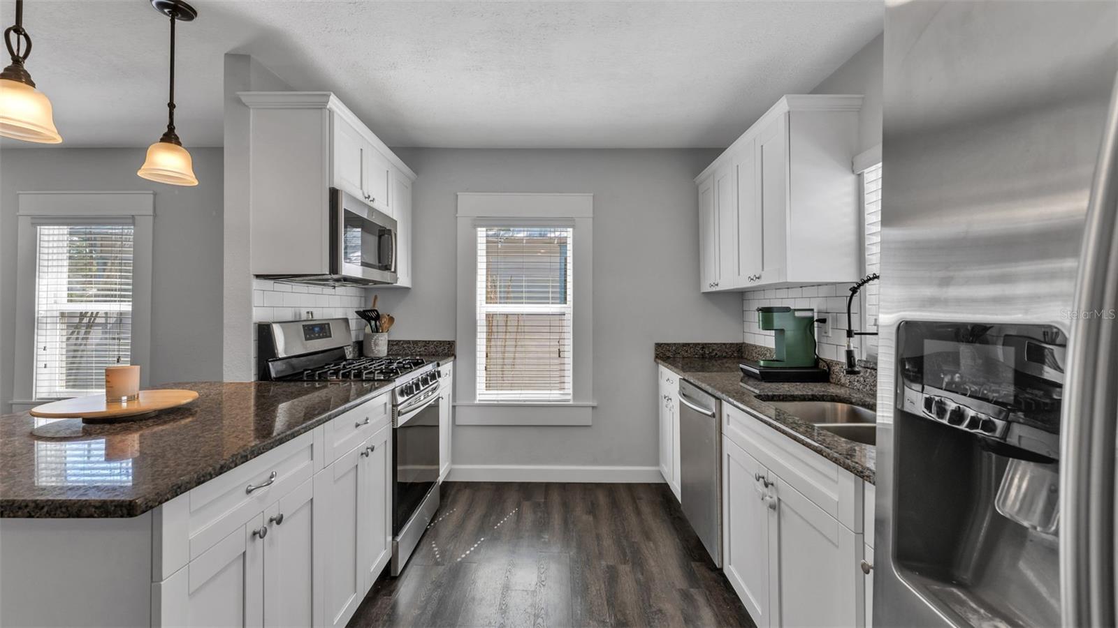 CAROLINA COURT - Residential