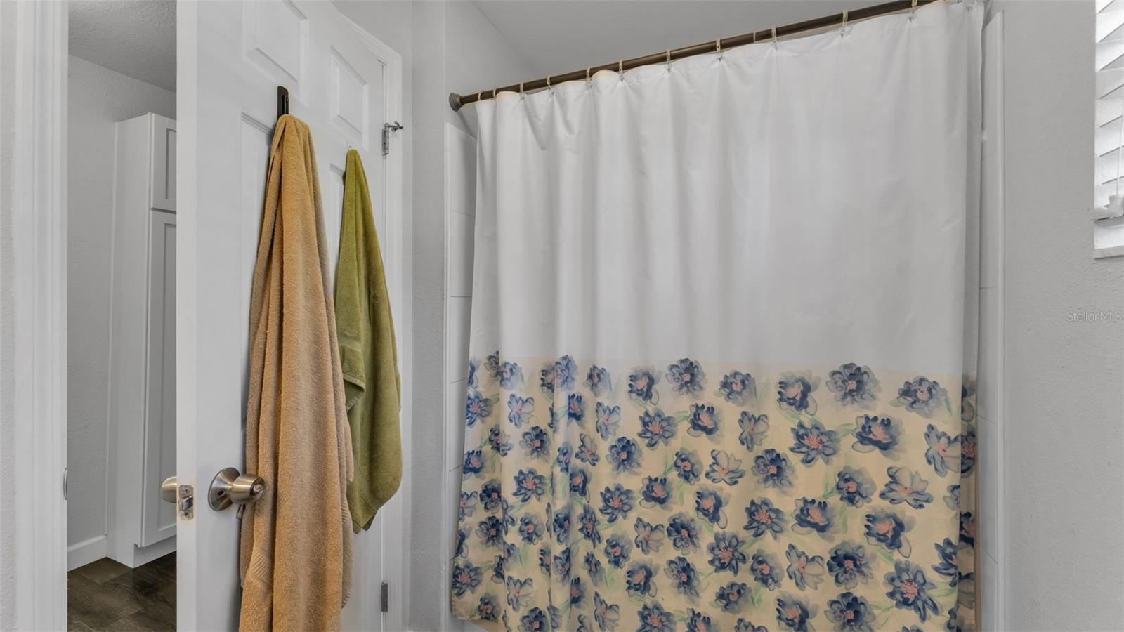 CAROLINA COURT - Residential