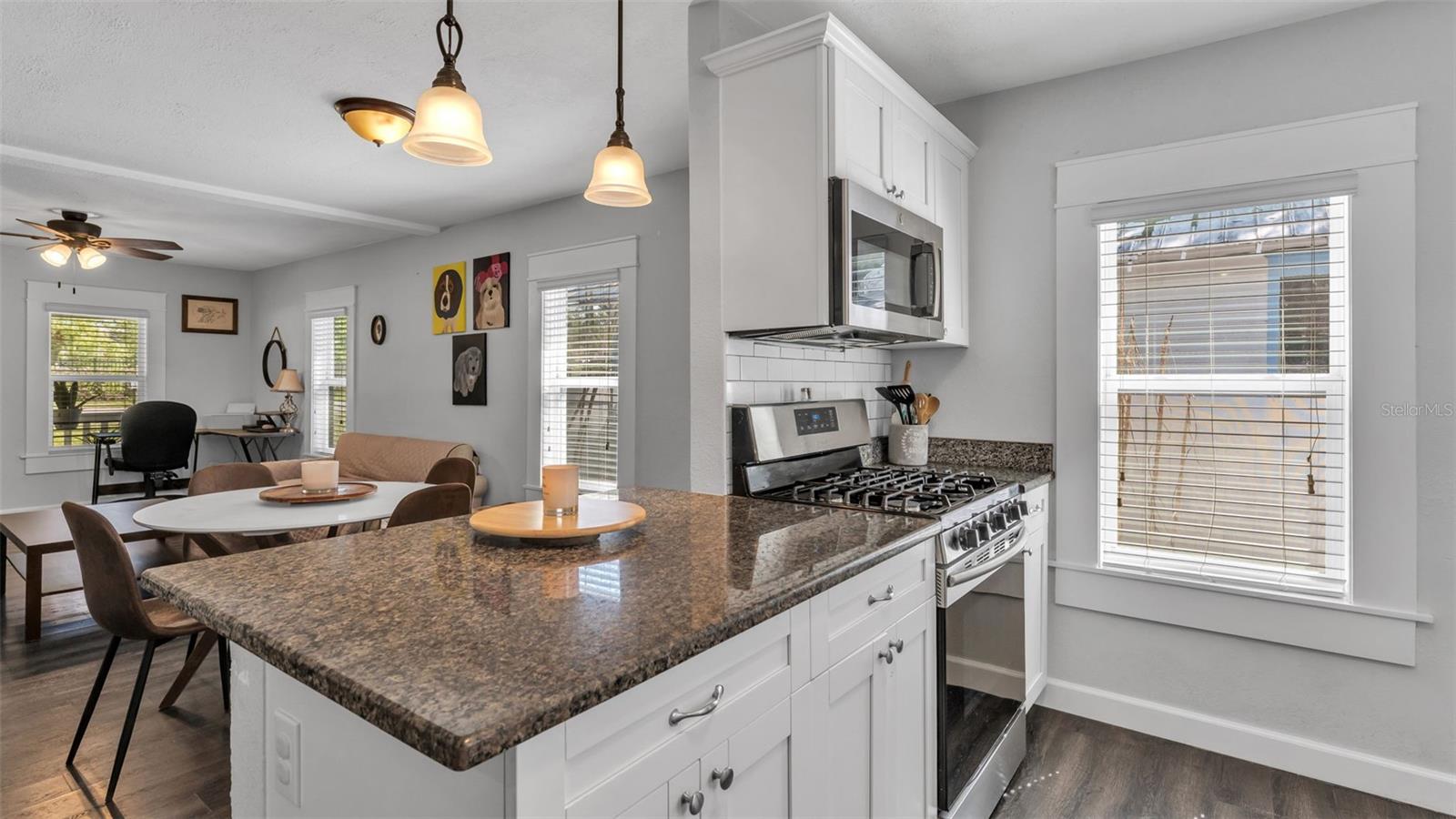 CAROLINA COURT - Residential