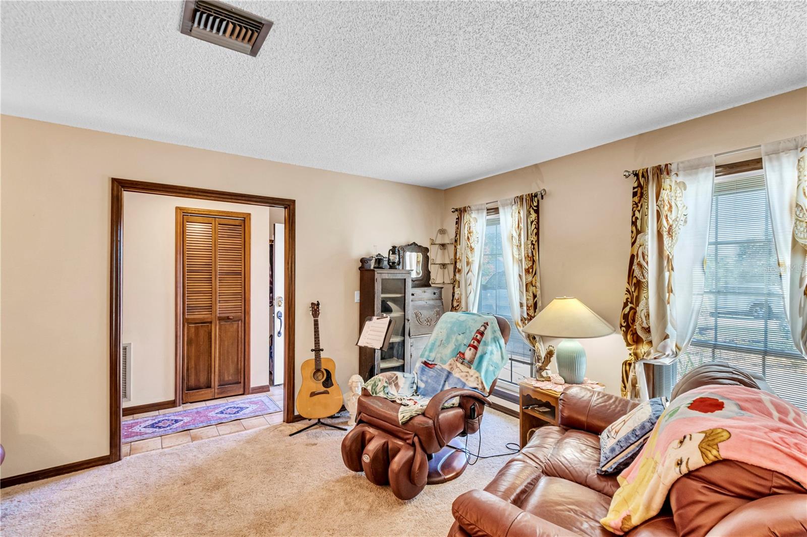 DELTONA LAKES UNIT 15 - Residential