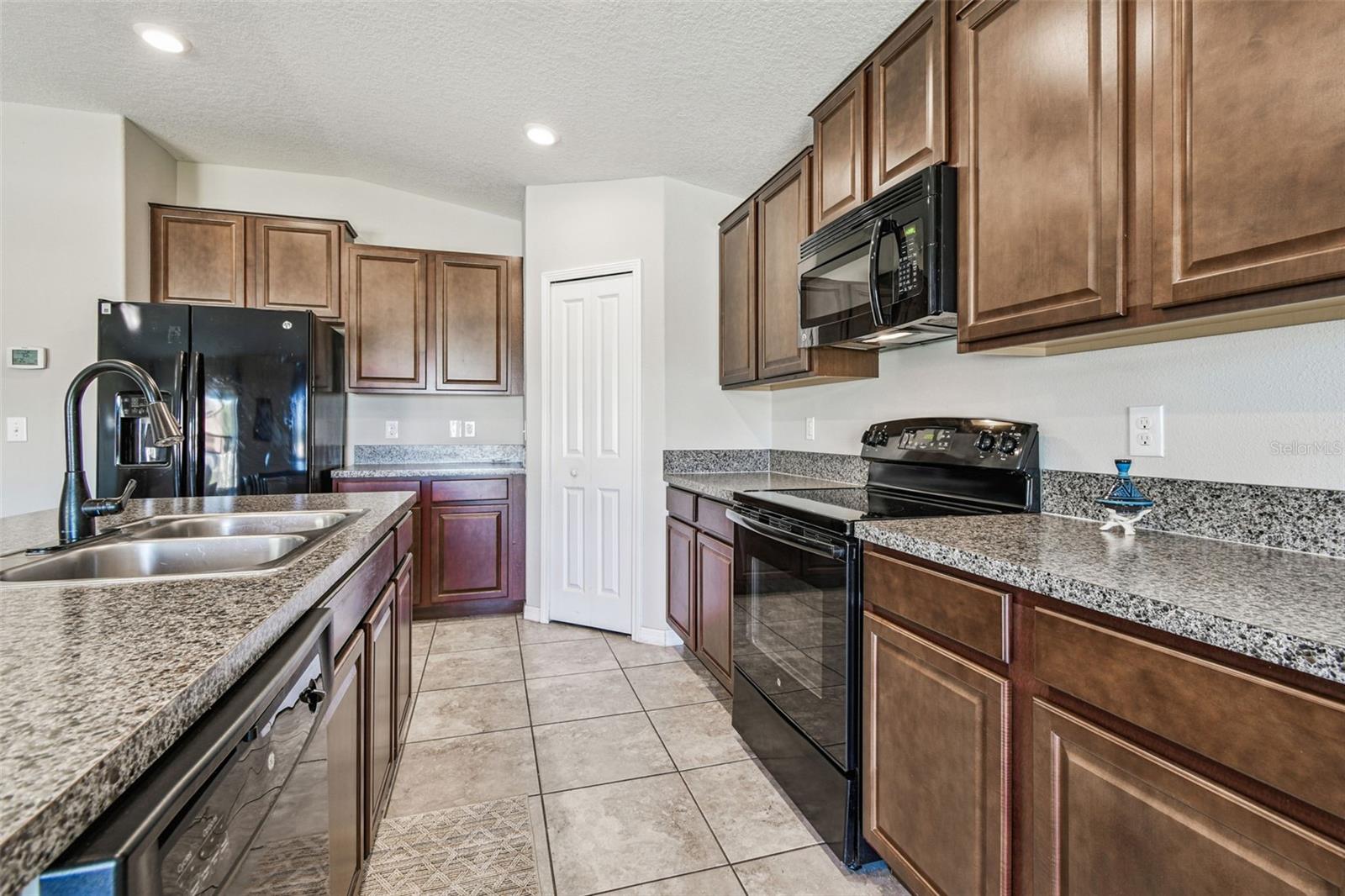 HIGHLAND ESTATES PH 2A - Residential