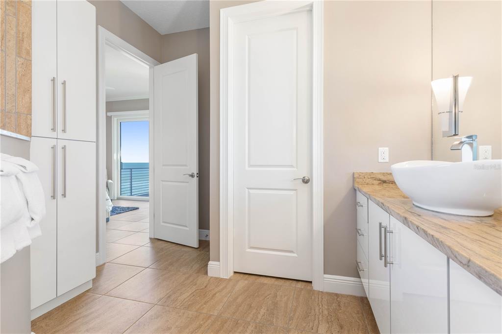 BEVERLY SHORES EAST - Residential