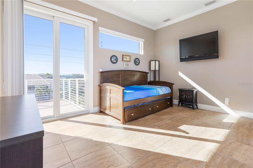 BEVERLY SHORES EAST - Residential