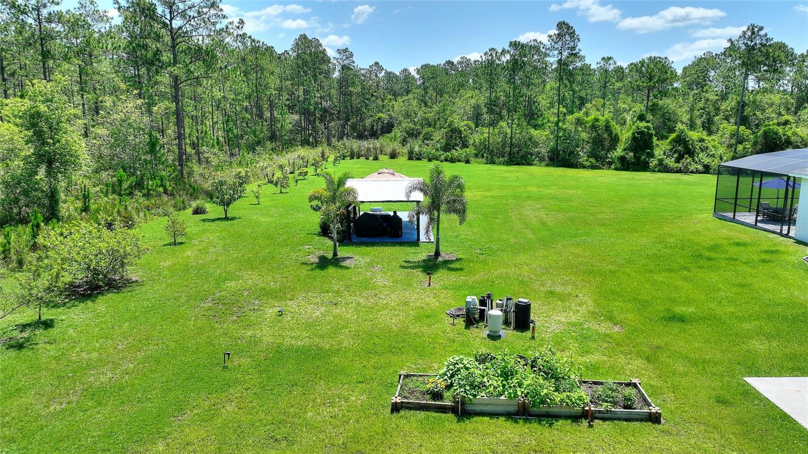 LUCKY WORLD ESTATES - Residential