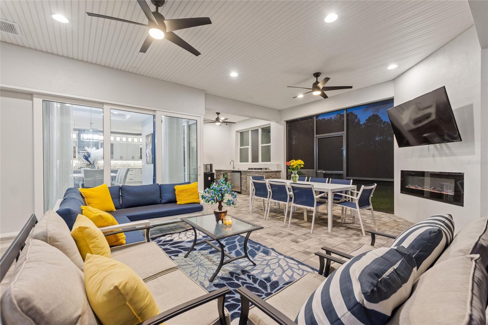 LUCKY WORLD ESTATES - Residential