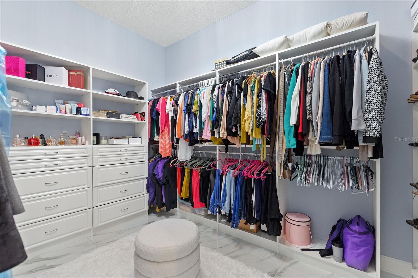 LUCKY WORLD ESTATES - Residential