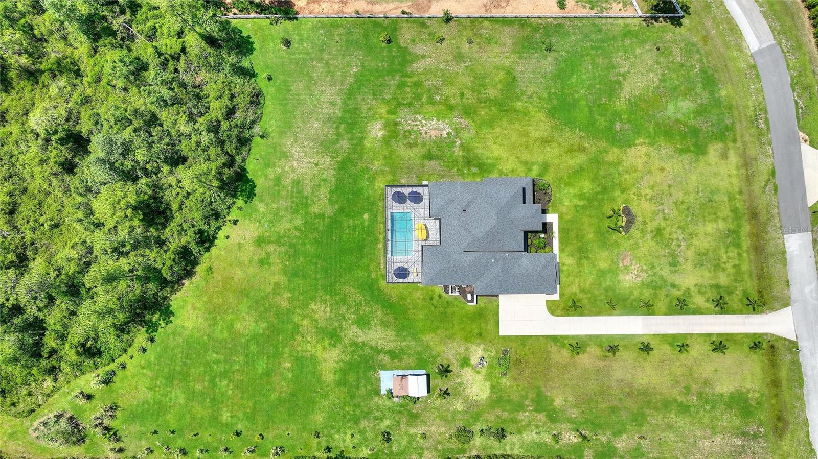 LUCKY WORLD ESTATES - Residential