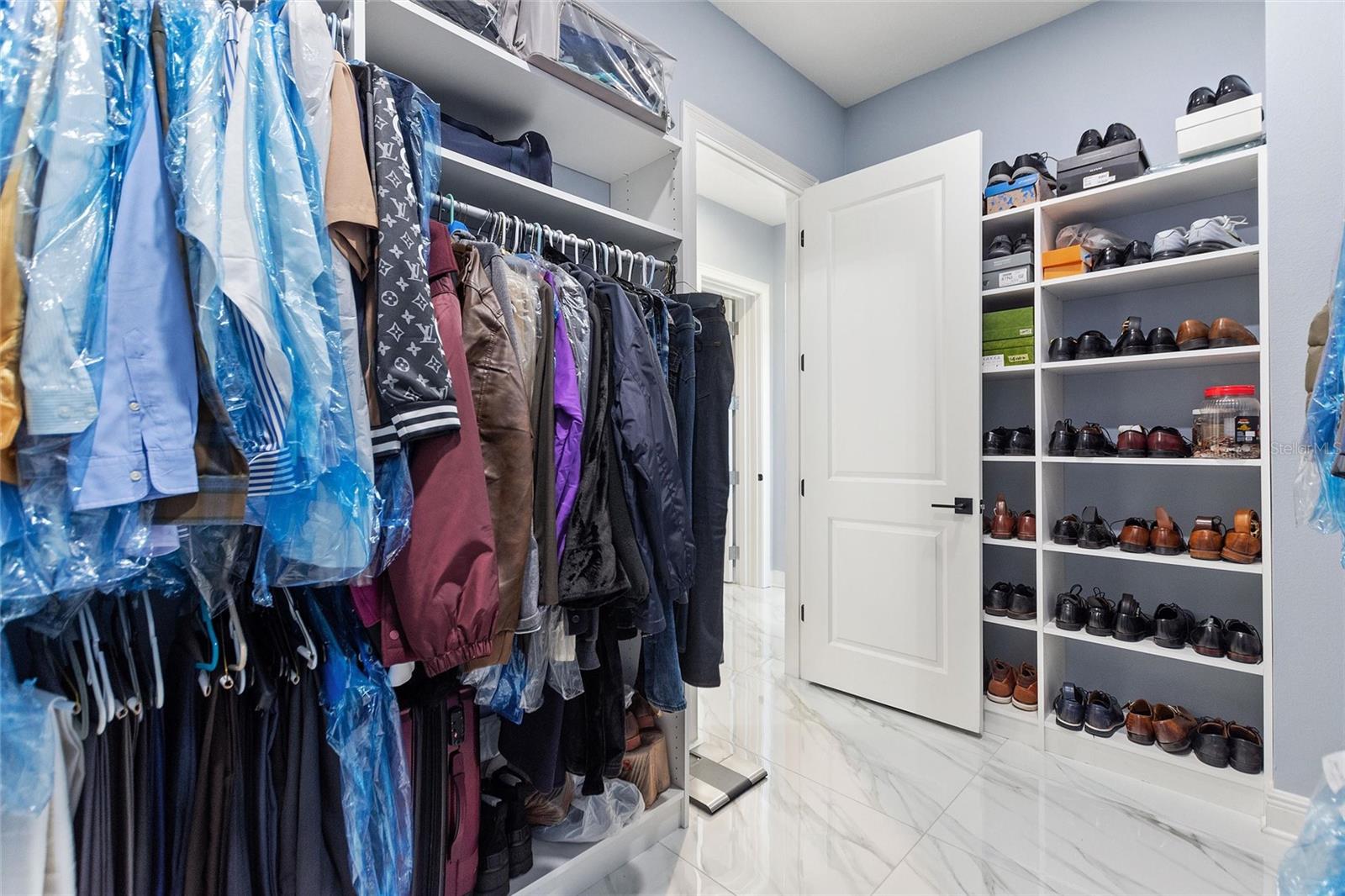 LUCKY WORLD ESTATES - Residential