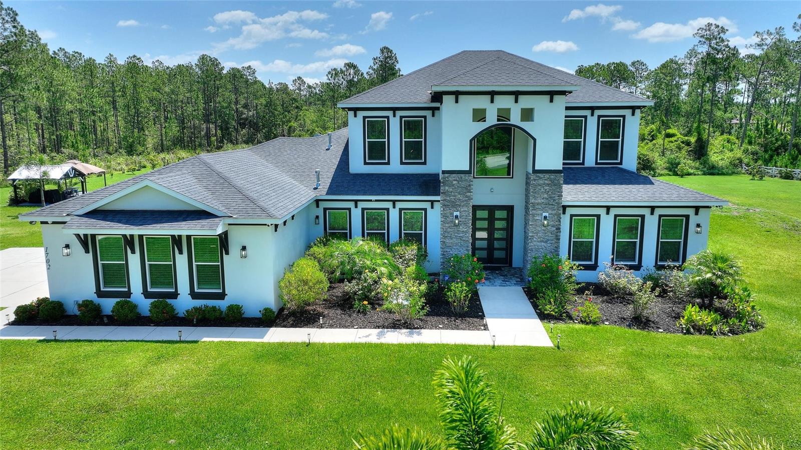 LUCKY WORLD ESTATES - Residential