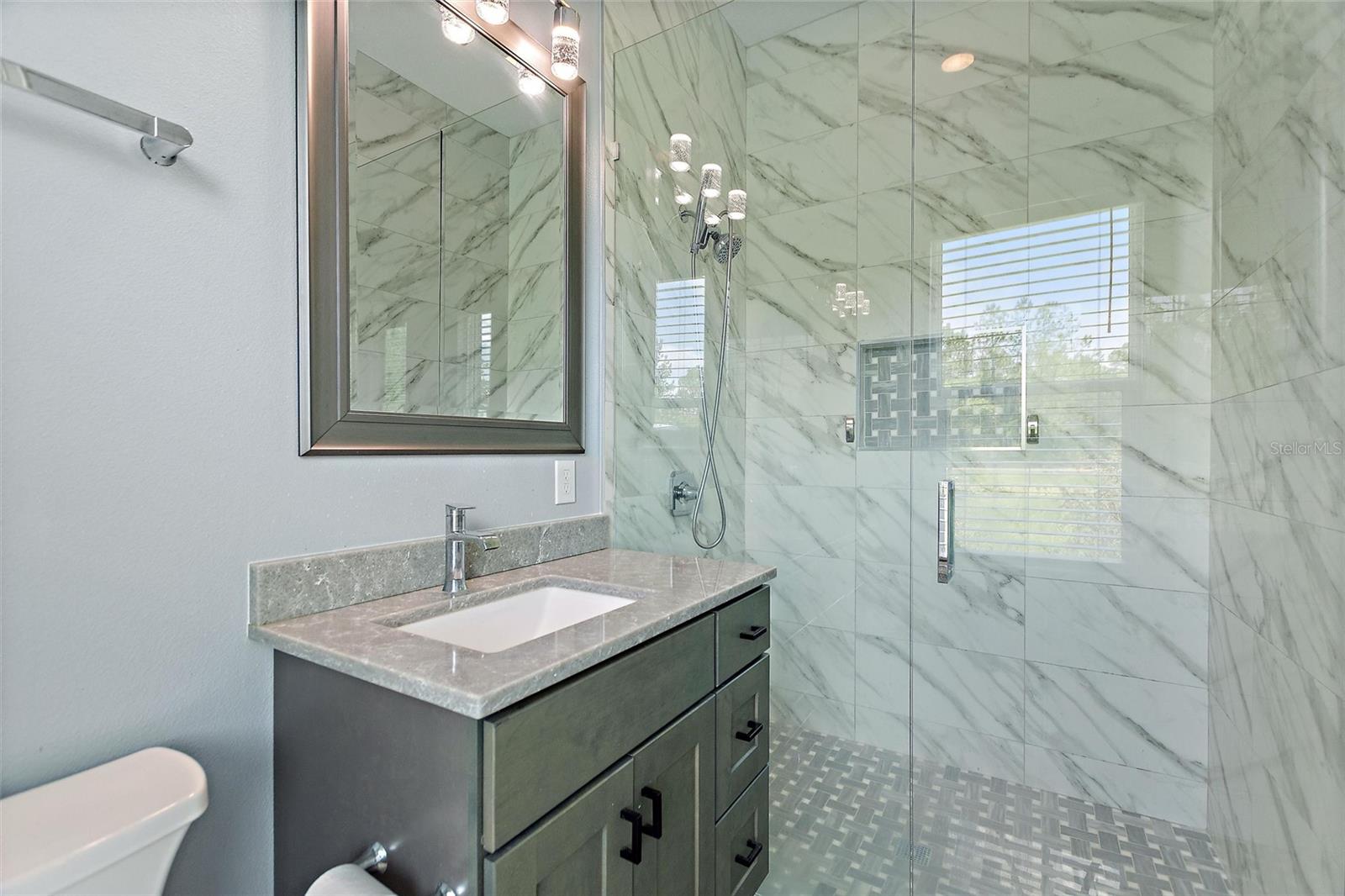 LUCKY WORLD ESTATES - Residential