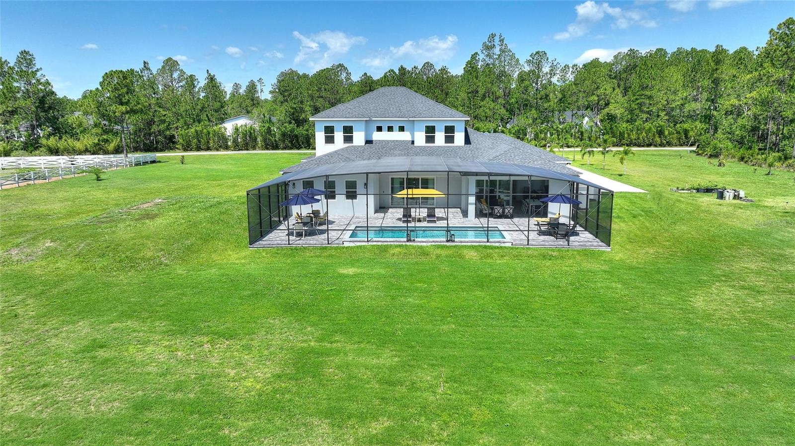 LUCKY WORLD ESTATES - Residential