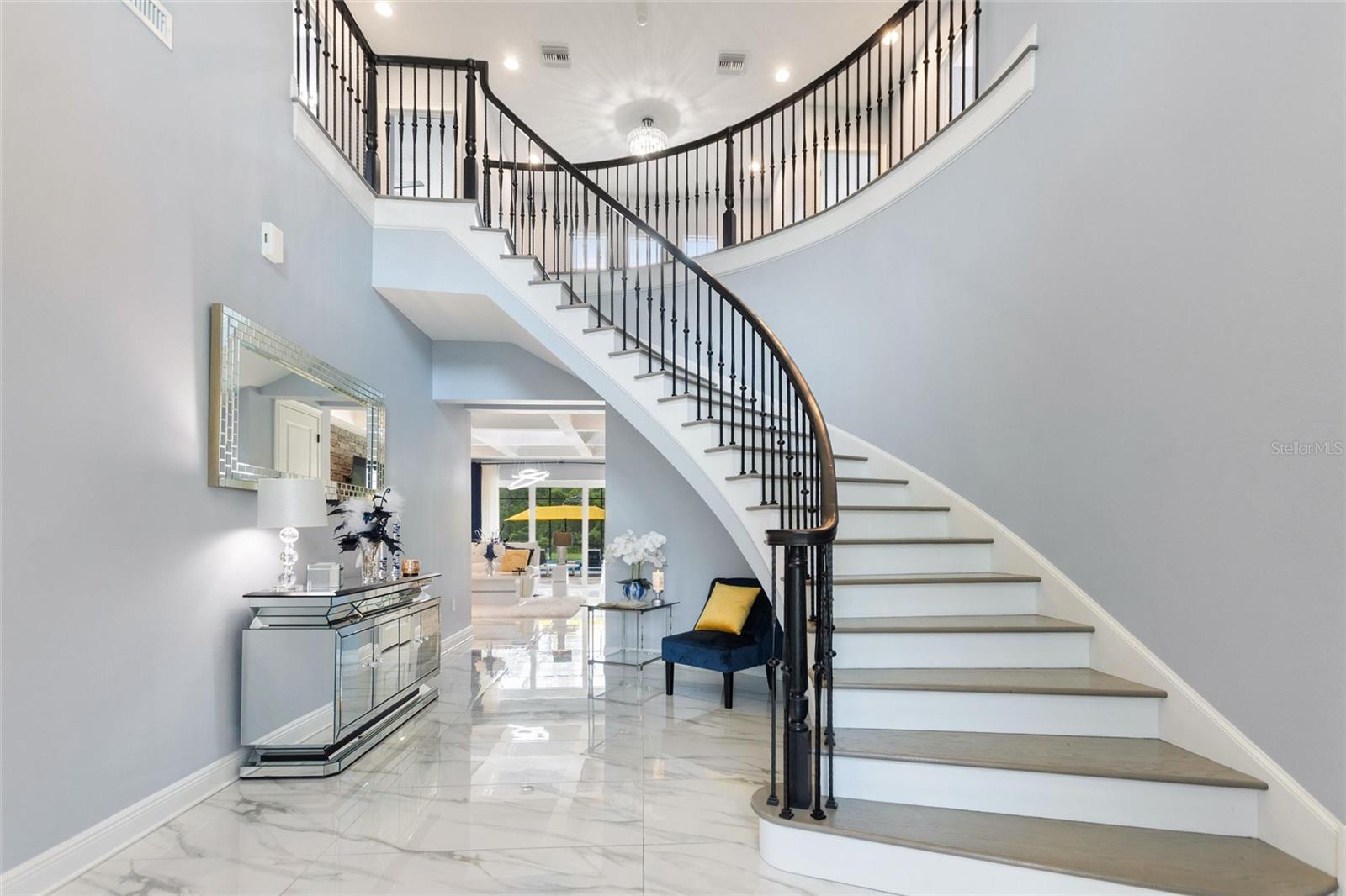 1702 HIDDEN PALMS DRIVE
