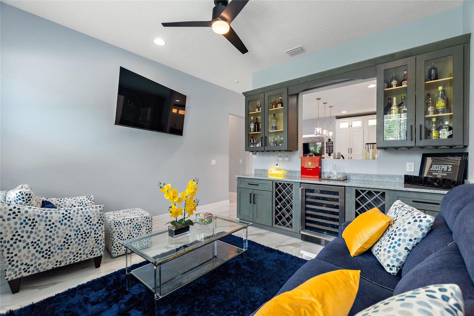 LUCKY WORLD ESTATES - Residential