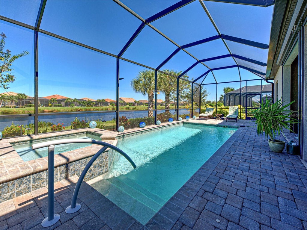 Photo of 13374 Verandi Street, Venice, FL 34293 (MLS # N6144563)