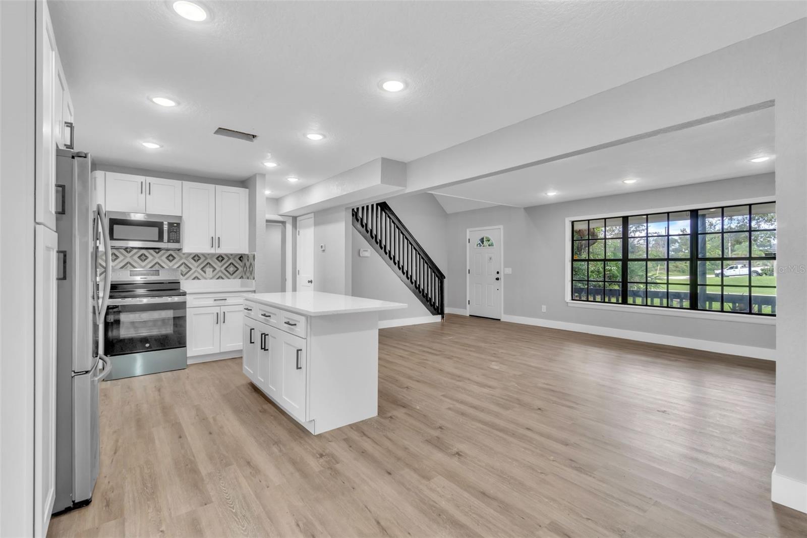 DELTONA LAKES UNIT 41 - Residential