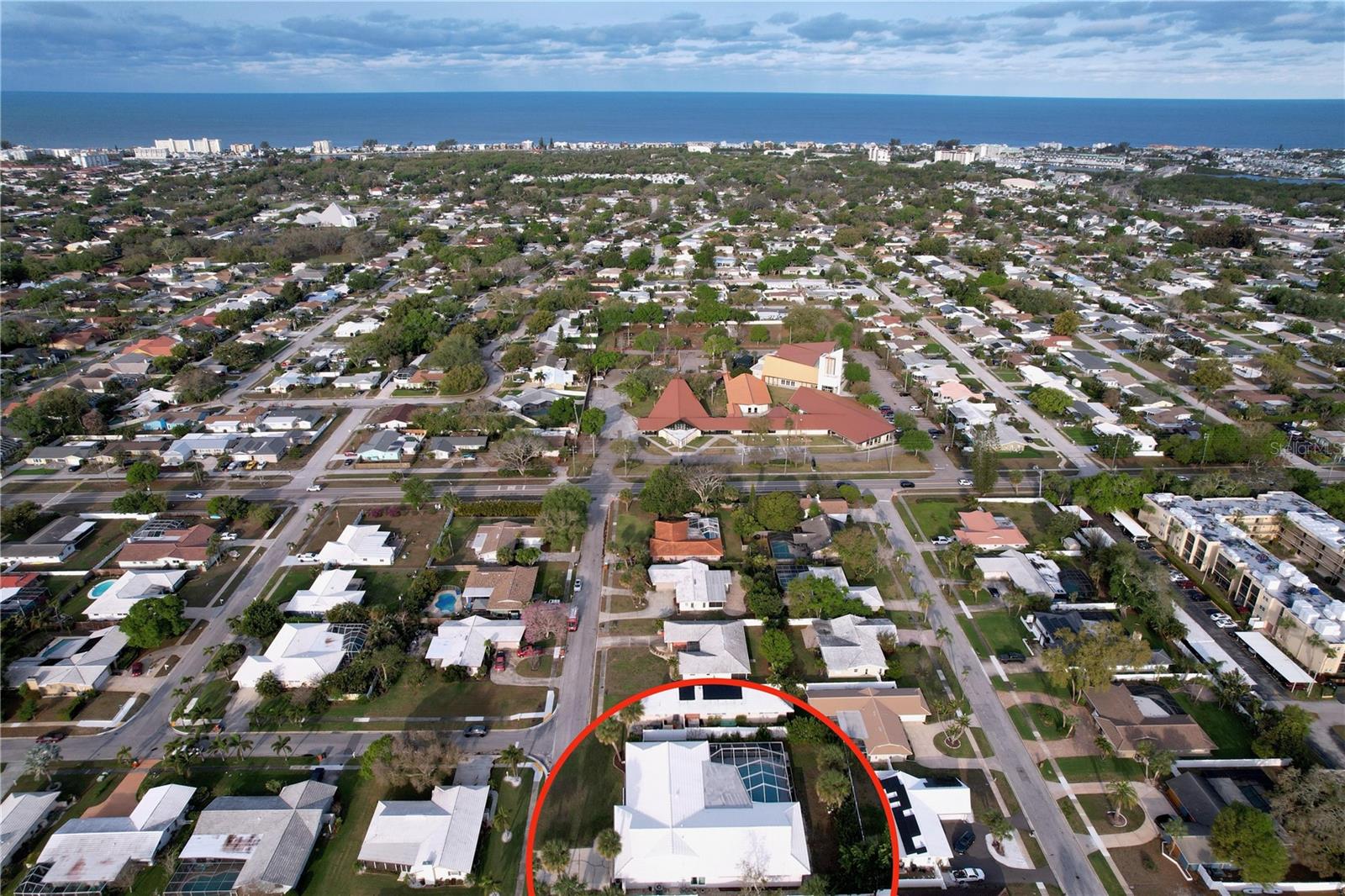 HILLCREST MANOR - Residential