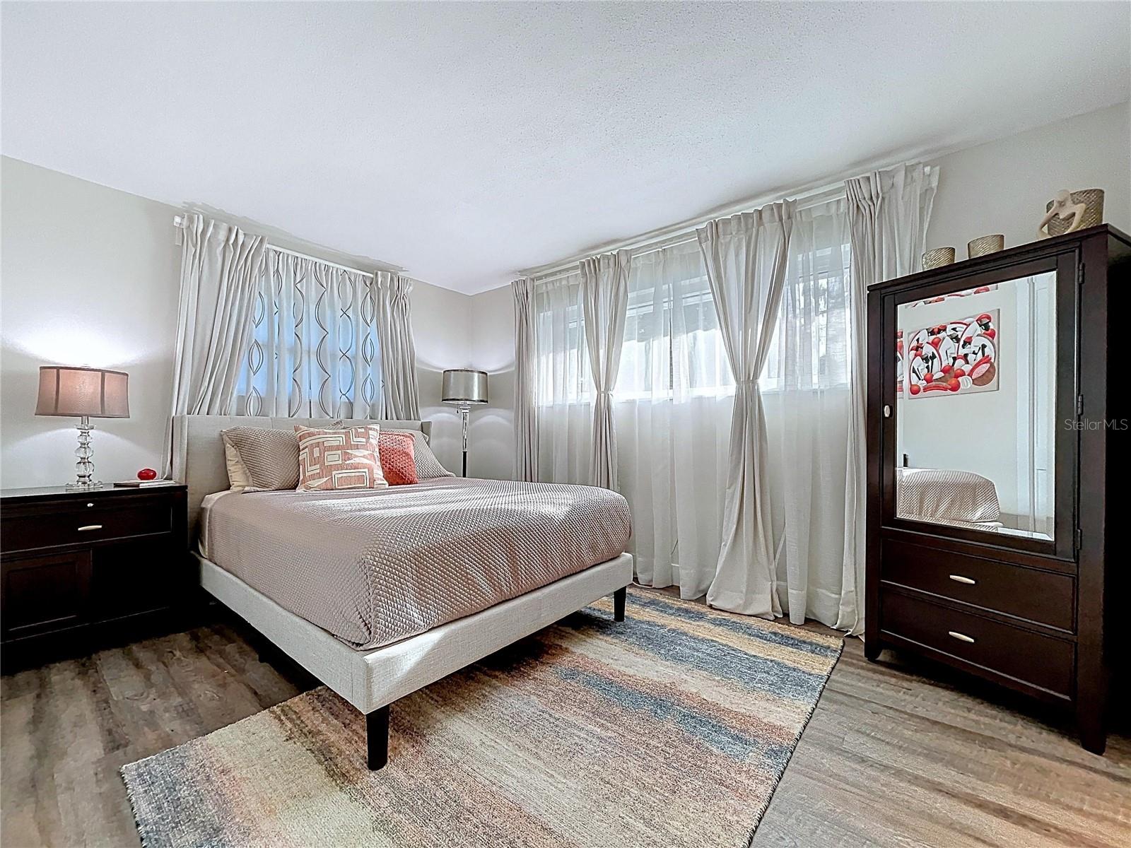 HILLCREST MANOR - Residential