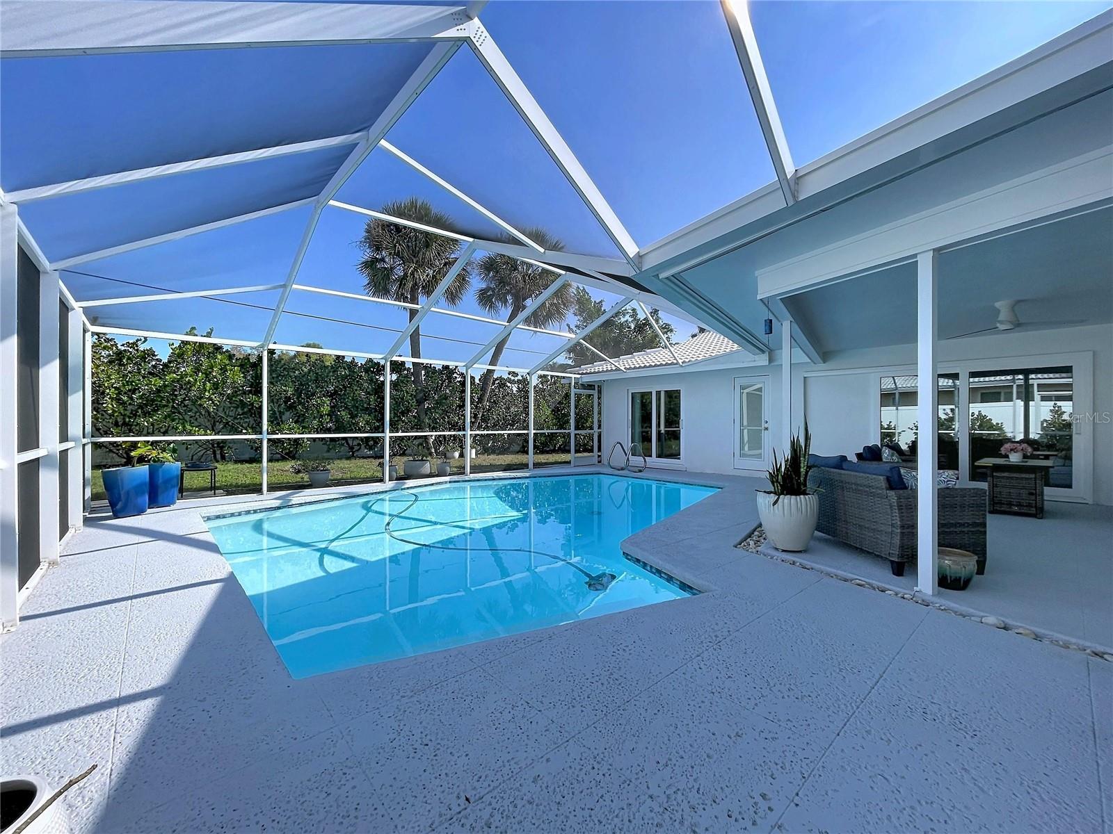 HILLCREST MANOR - Residential