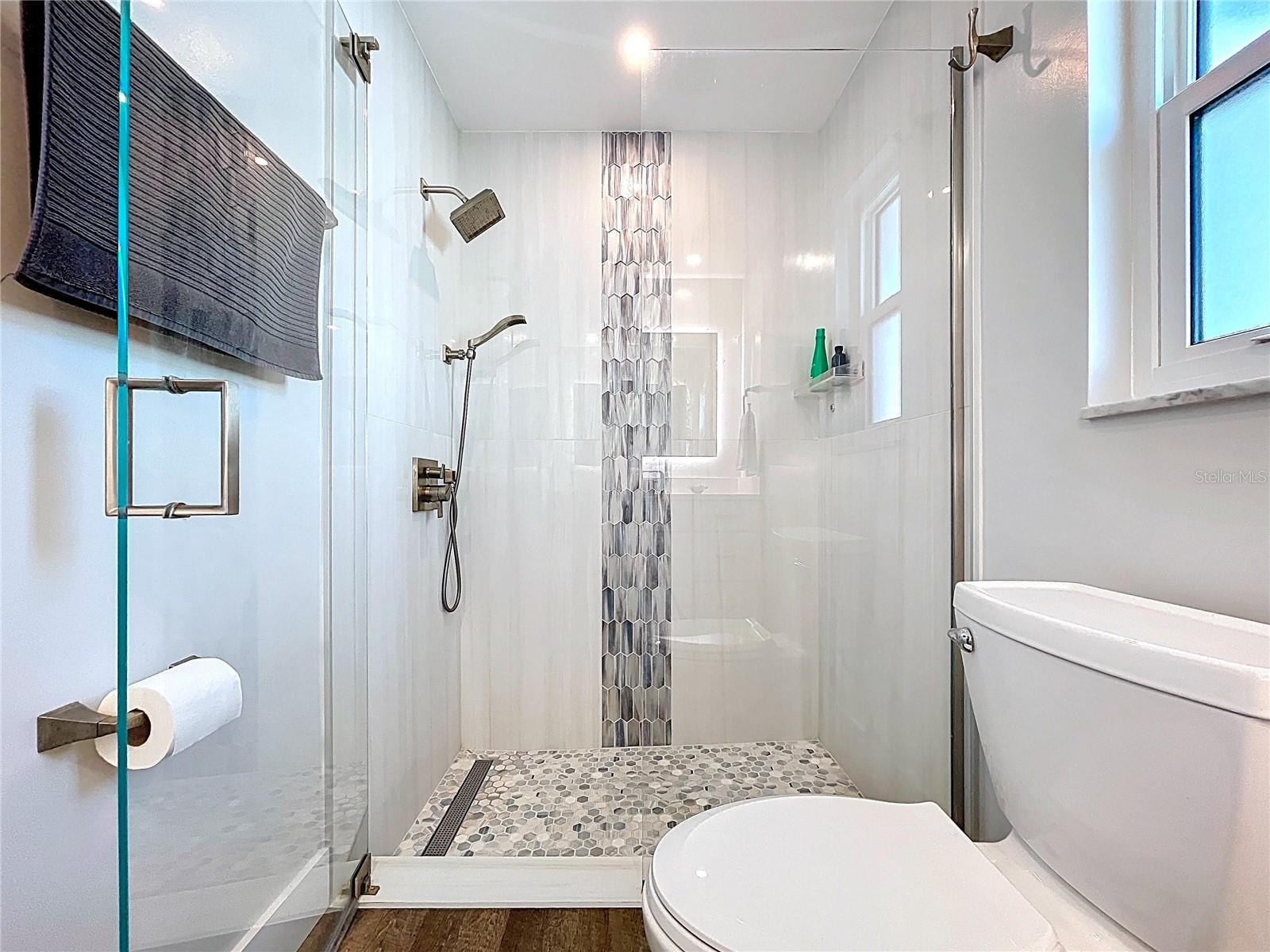 HILLCREST MANOR - Residential