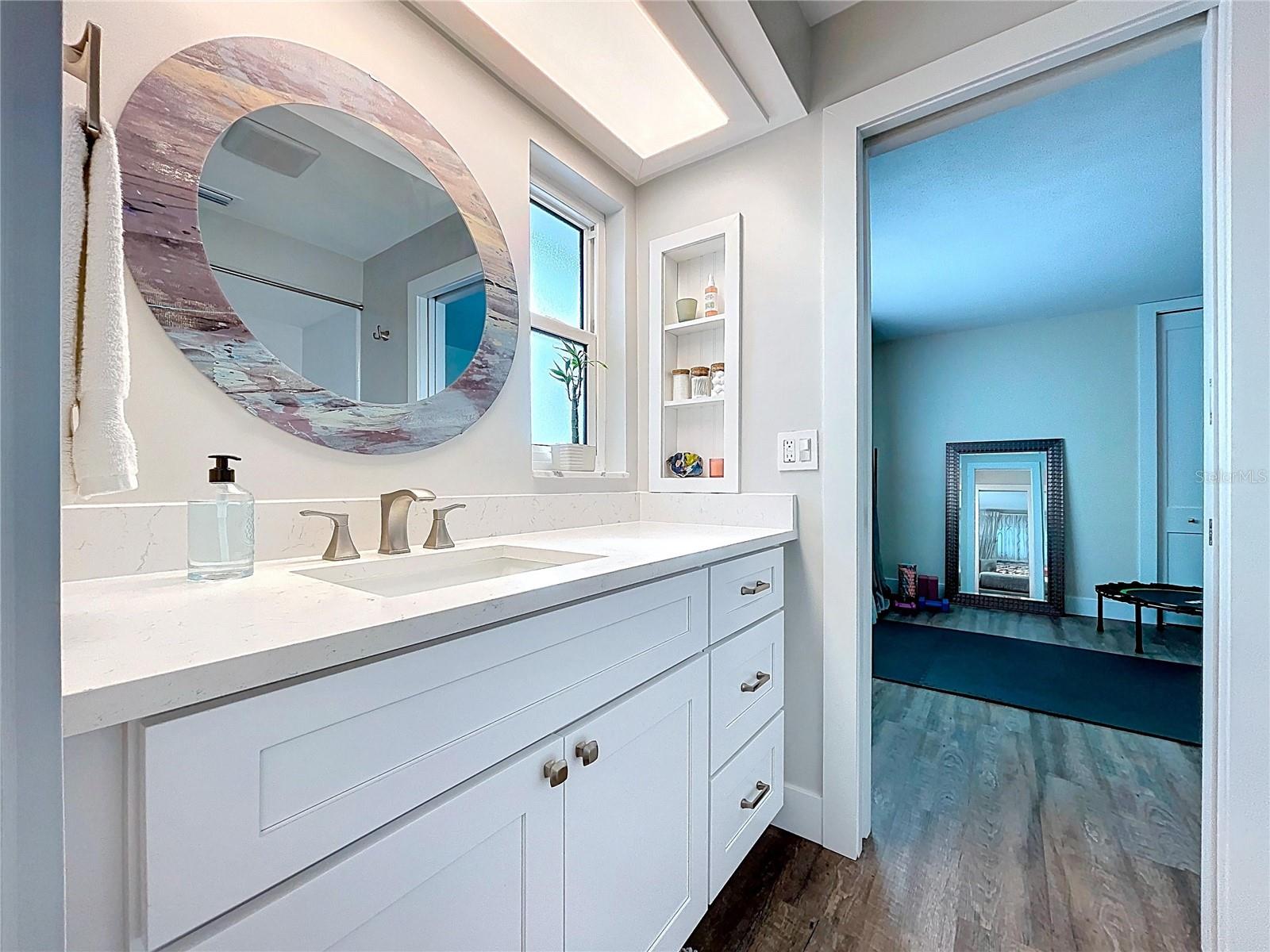 HILLCREST MANOR - Residential