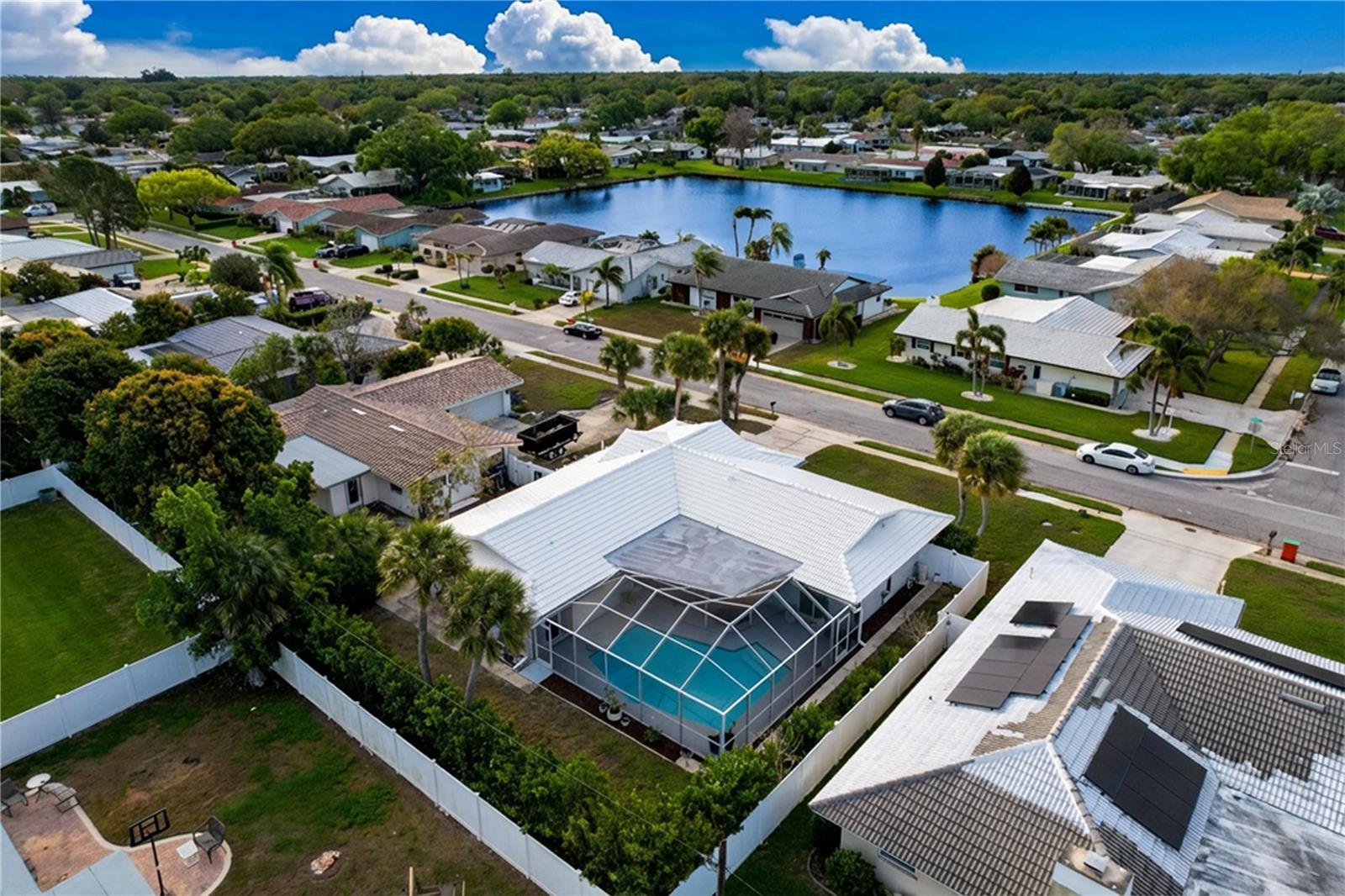 HILLCREST MANOR - Residential