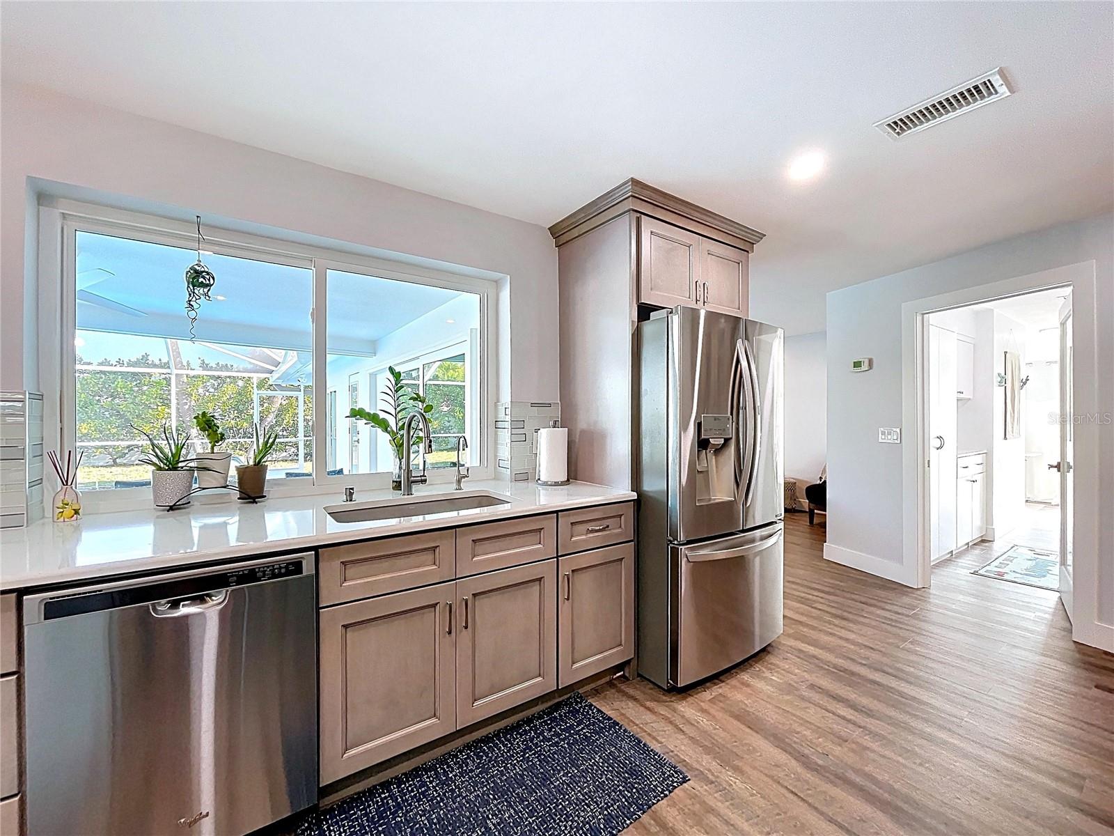 HILLCREST MANOR - Residential