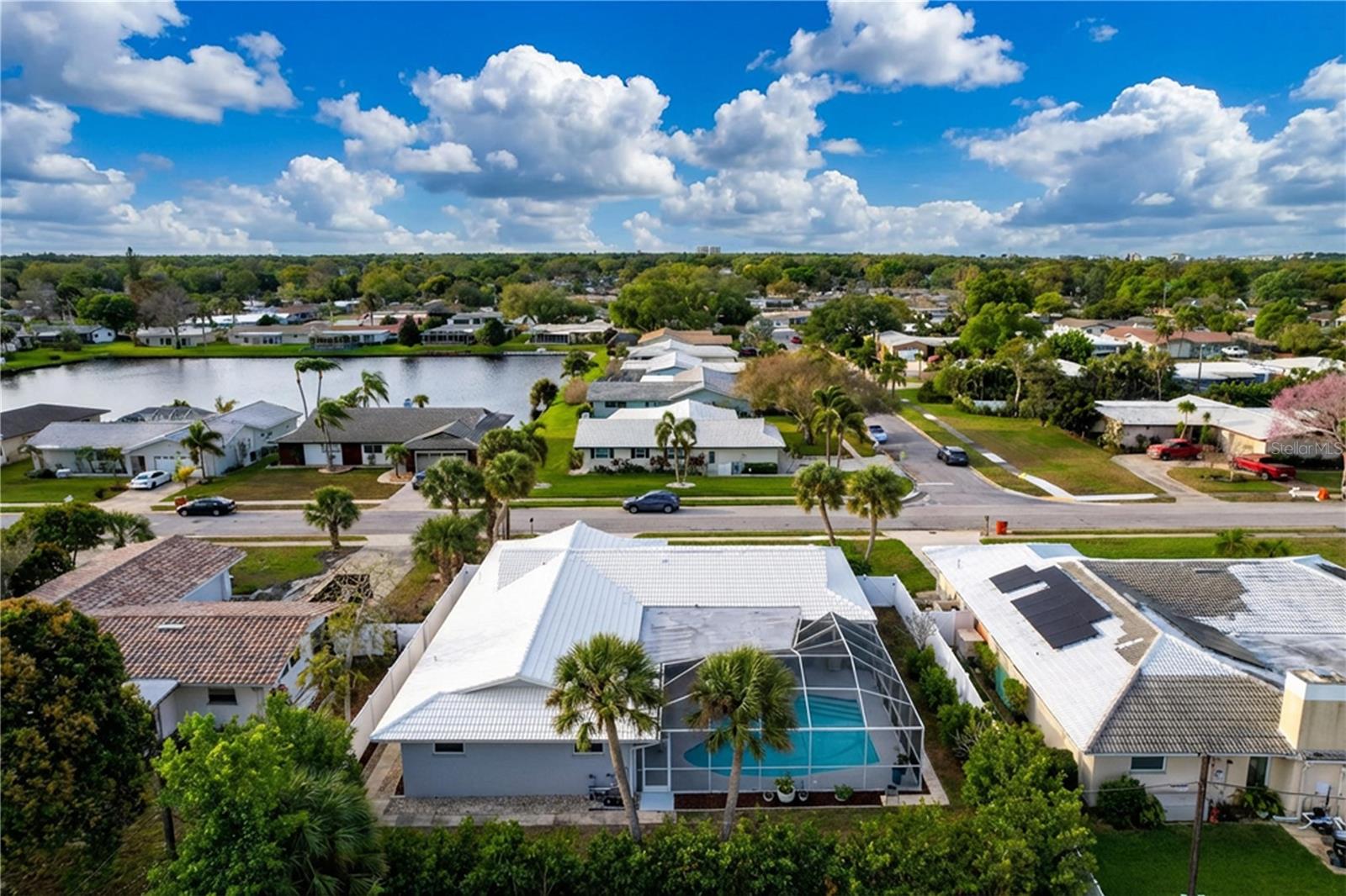 HILLCREST MANOR - Residential