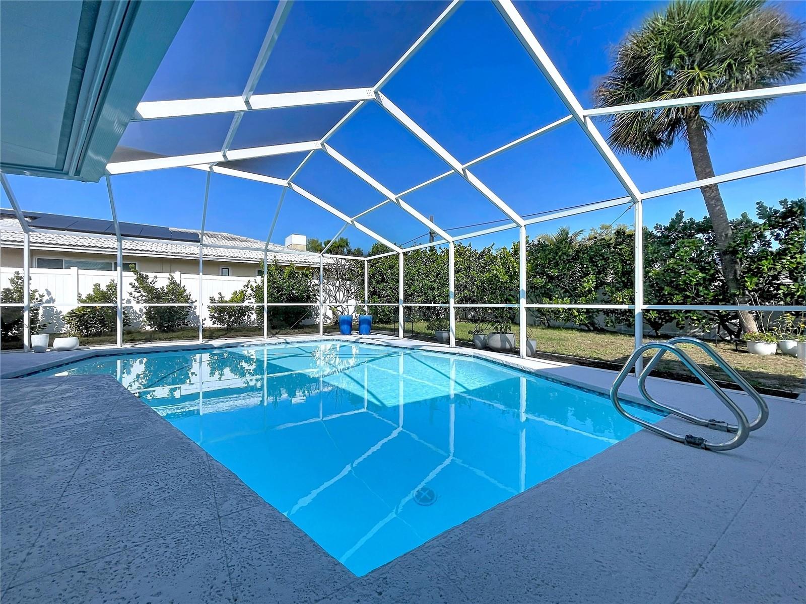 HILLCREST MANOR - Residential