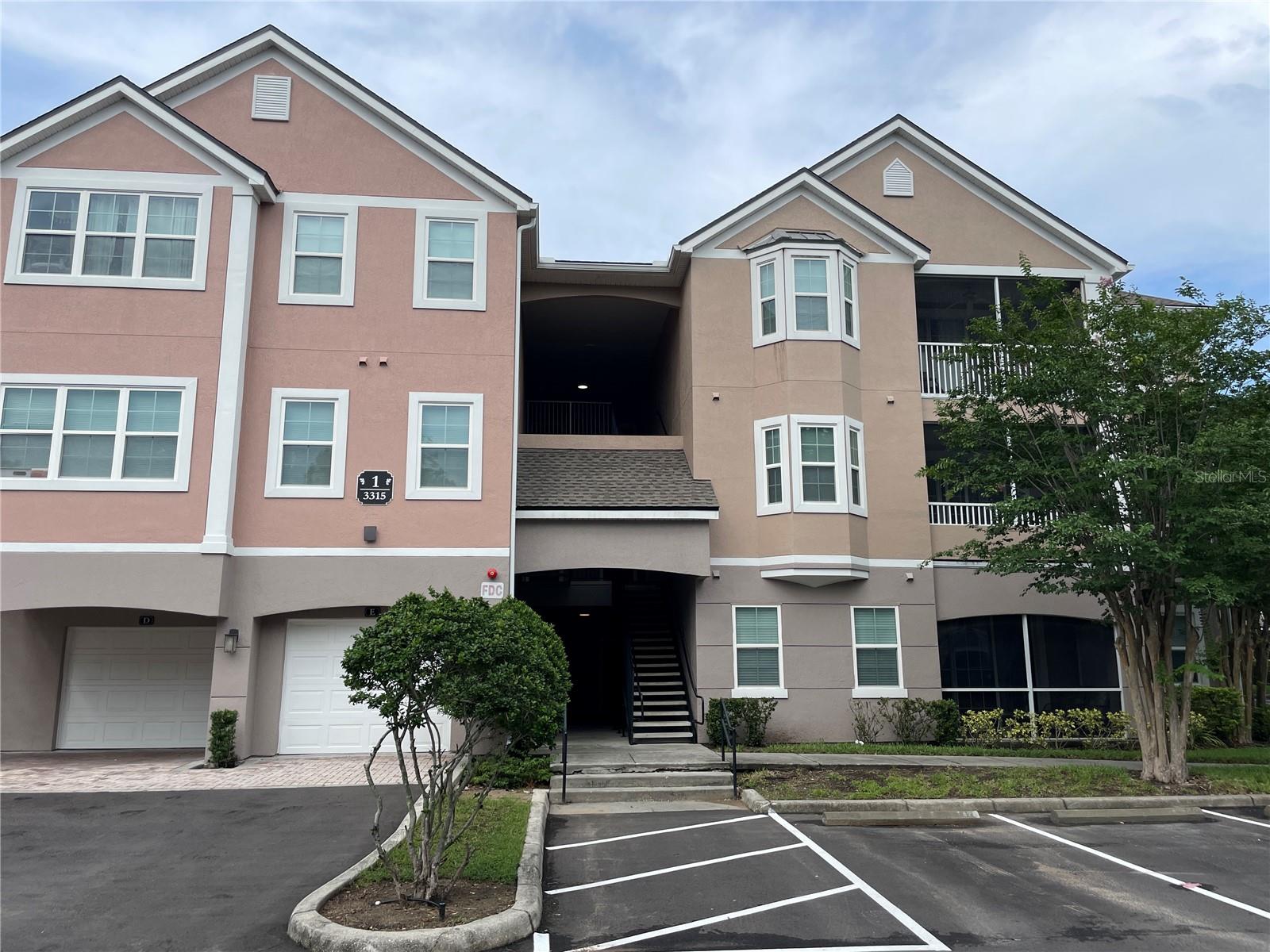 Nicely renovated third floor condo in the MetroWest area. This is a 2-bedroom 1 bath with newer AC and hot water heater. Freshly painted and brand-new carpet being installed shortly. The living room is very large as are the bedrooms. The master has a large walk-in closet. The kitchen has a breakfast bar layout. There is a great balcony for evening sits. The unit has all appliances including your own washer and dryer. Brand new mini blinds installed on all the windows. There are a ton of amenities in the Hamptons complex as well as shops and restaurants on property. Pets are considered under HOA rules only. Ample parking and security guard gate to add extra security for peace of mind. Hurry and view this one before its gone. This is the best priced 2-bedroom unit on the market right now in this complex!