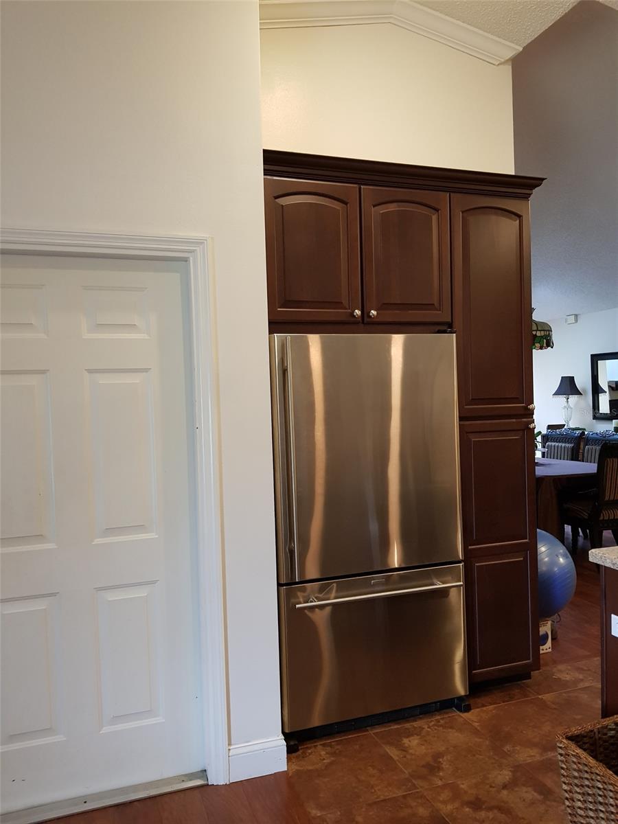 Florida Shores 01 - Residential