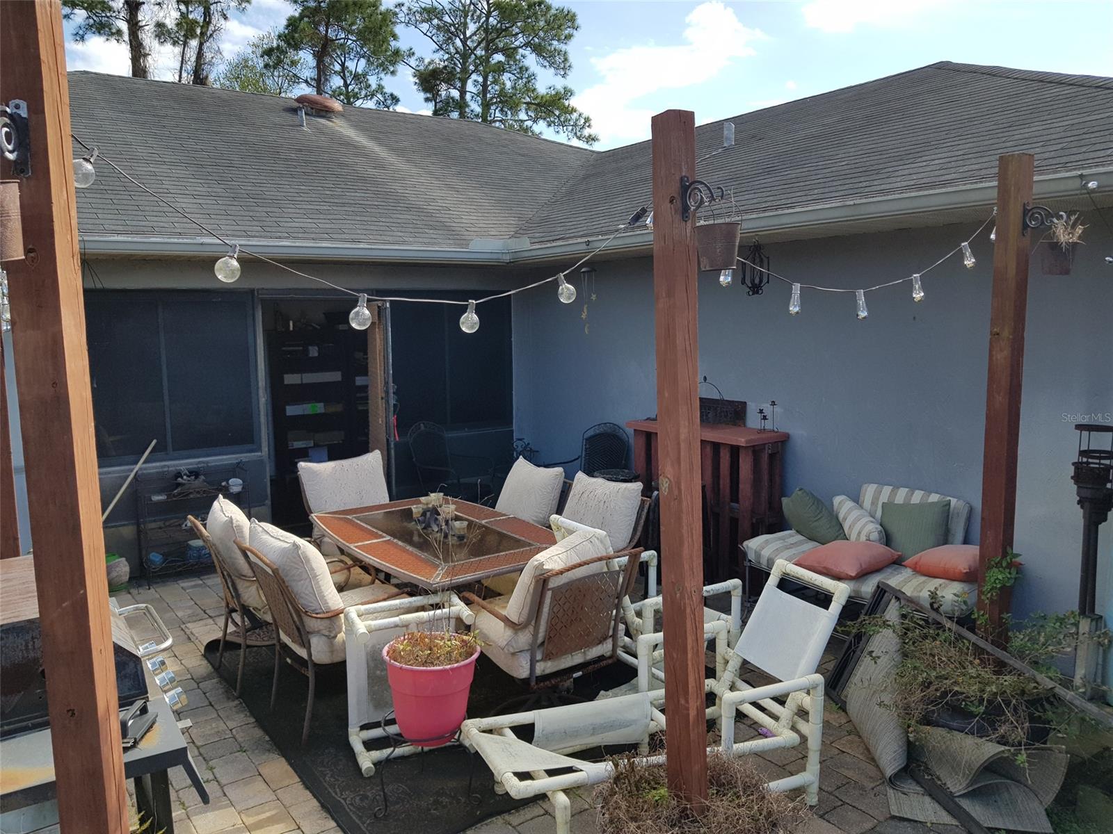 Florida Shores 01 - Residential