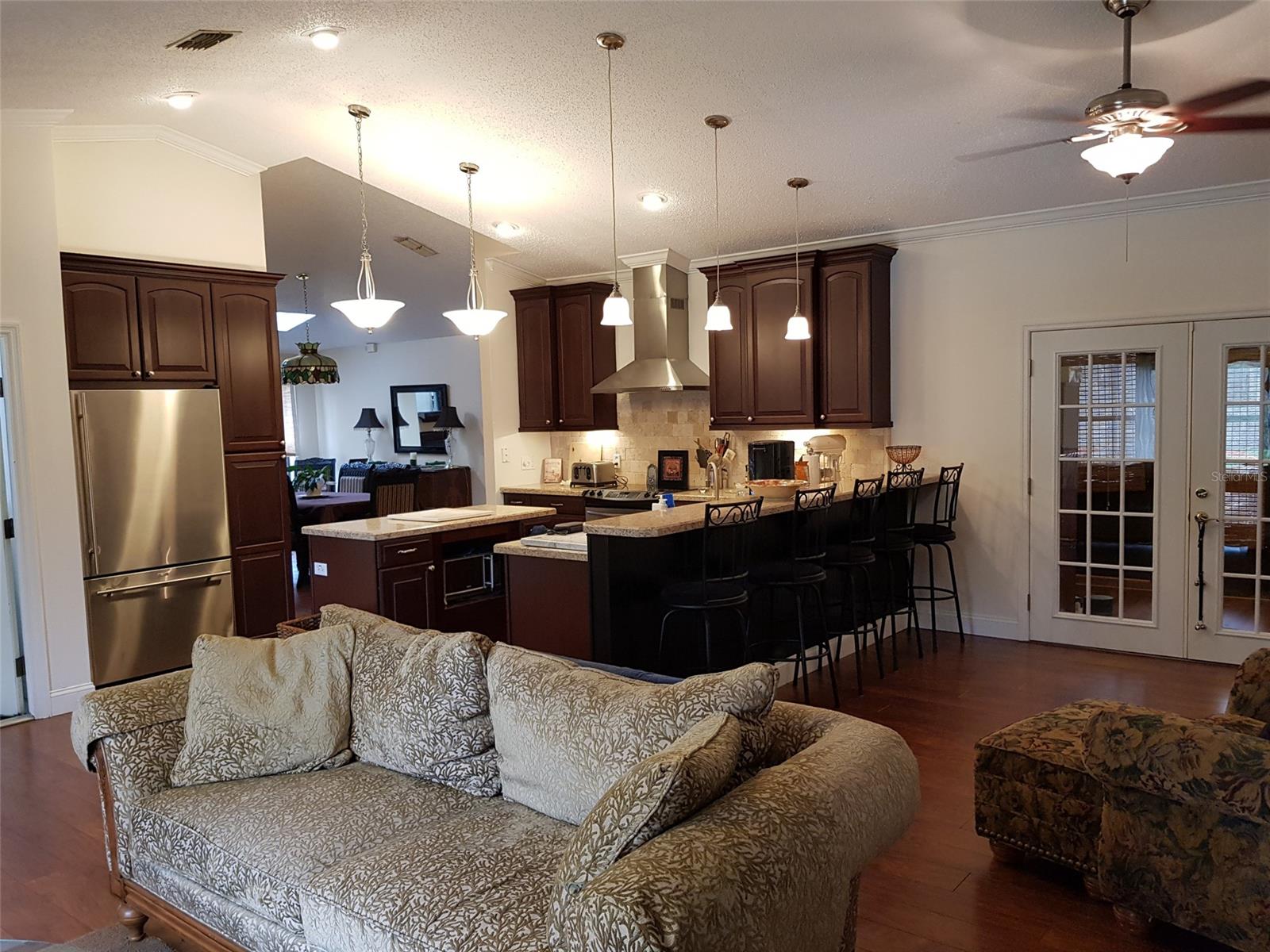 Florida Shores 01 - Residential