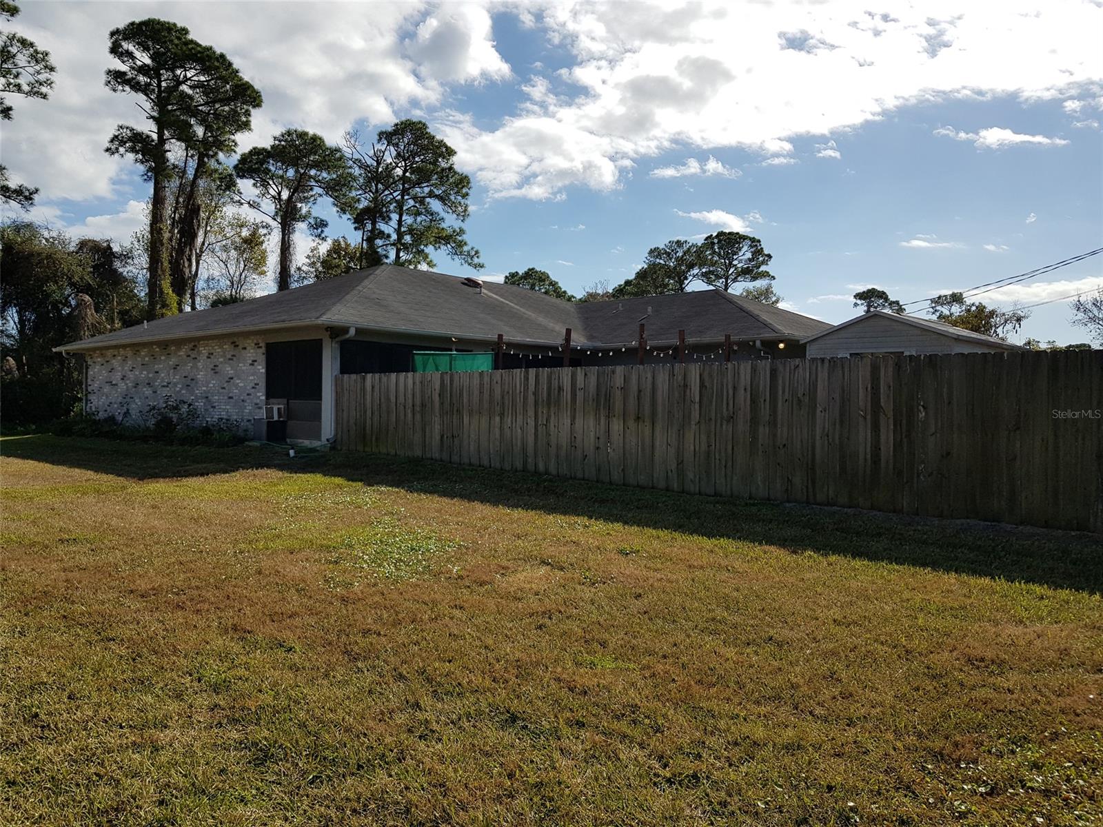 Florida Shores 01 - Residential