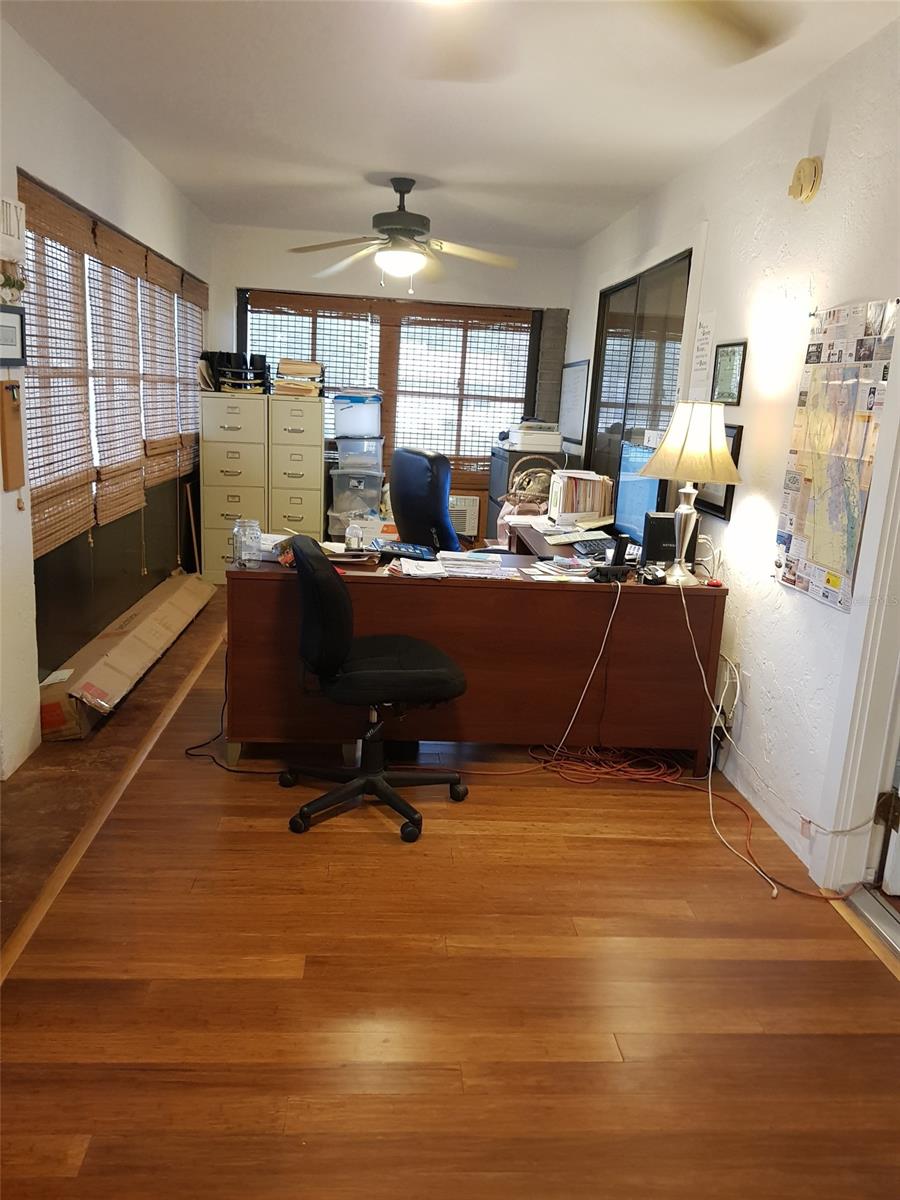 Florida Shores 01 - Residential