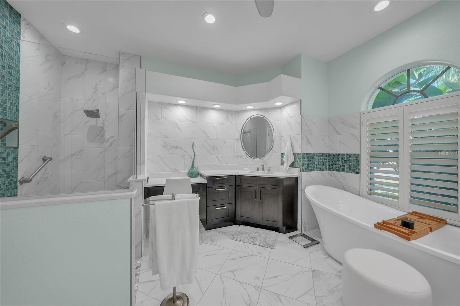 SEMINOLE LAKES PH 04 - Residential