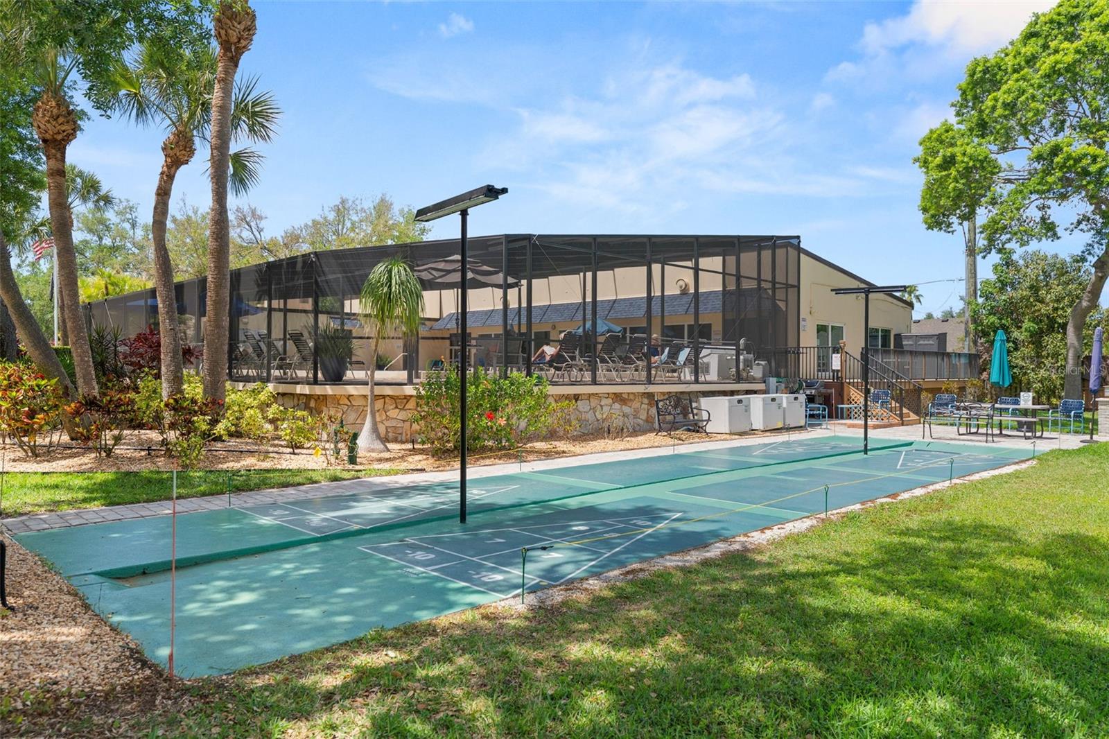 IRONWOOD SIXTEENTH - Residential