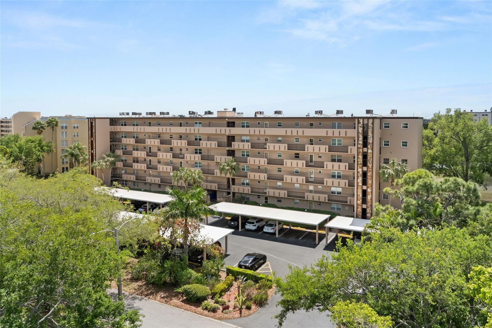 IRONWOOD SIXTEENTH - Residential