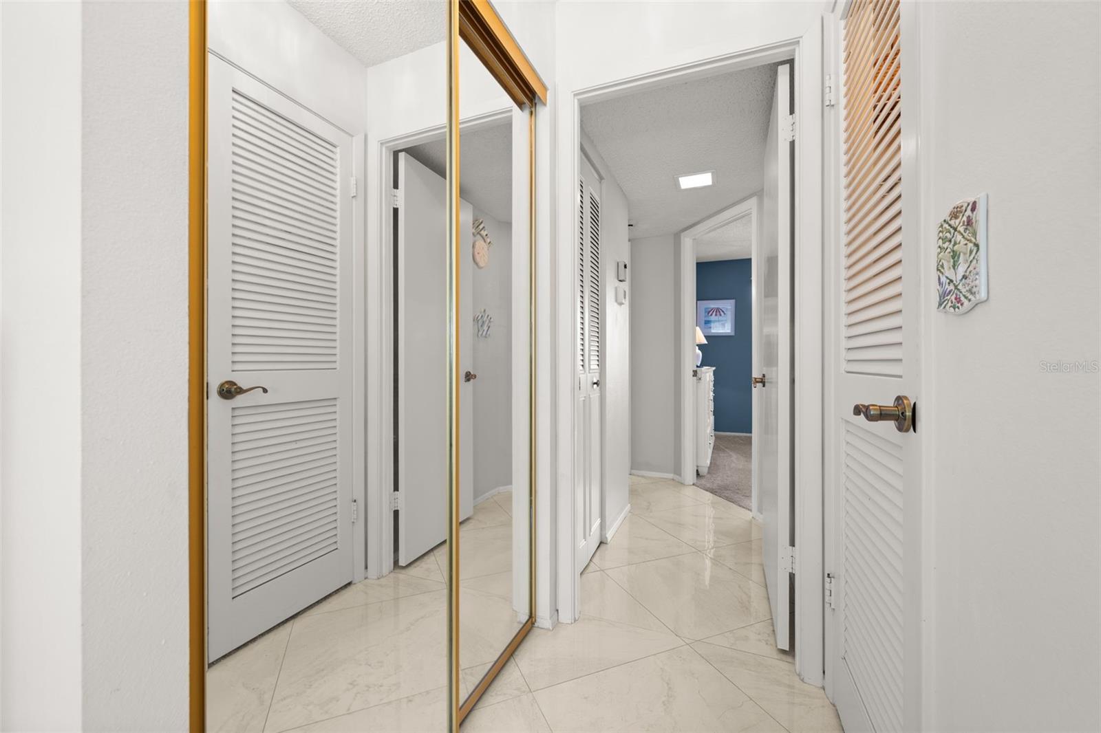 IRONWOOD SIXTEENTH - Residential