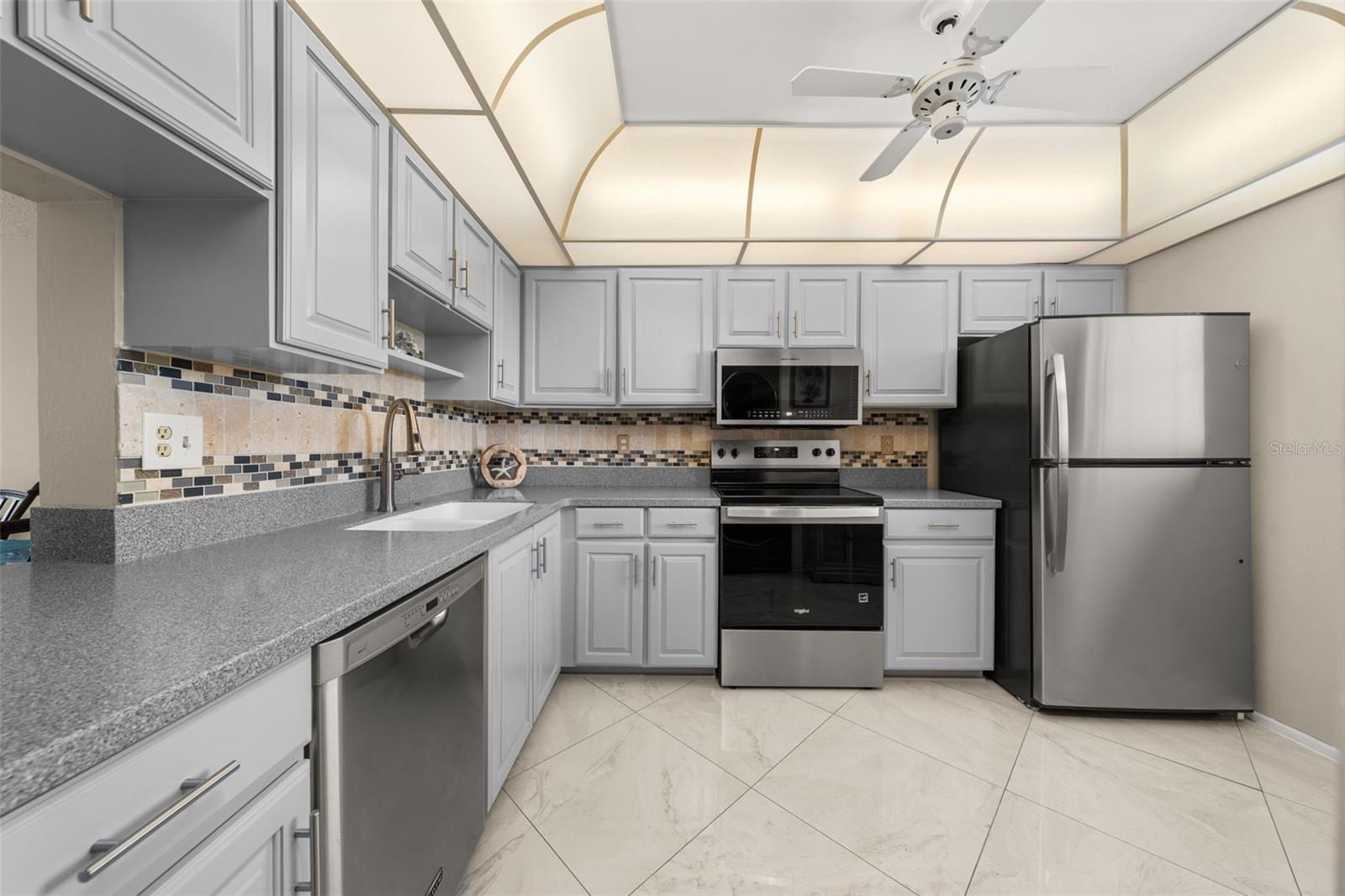 IRONWOOD SIXTEENTH - Residential