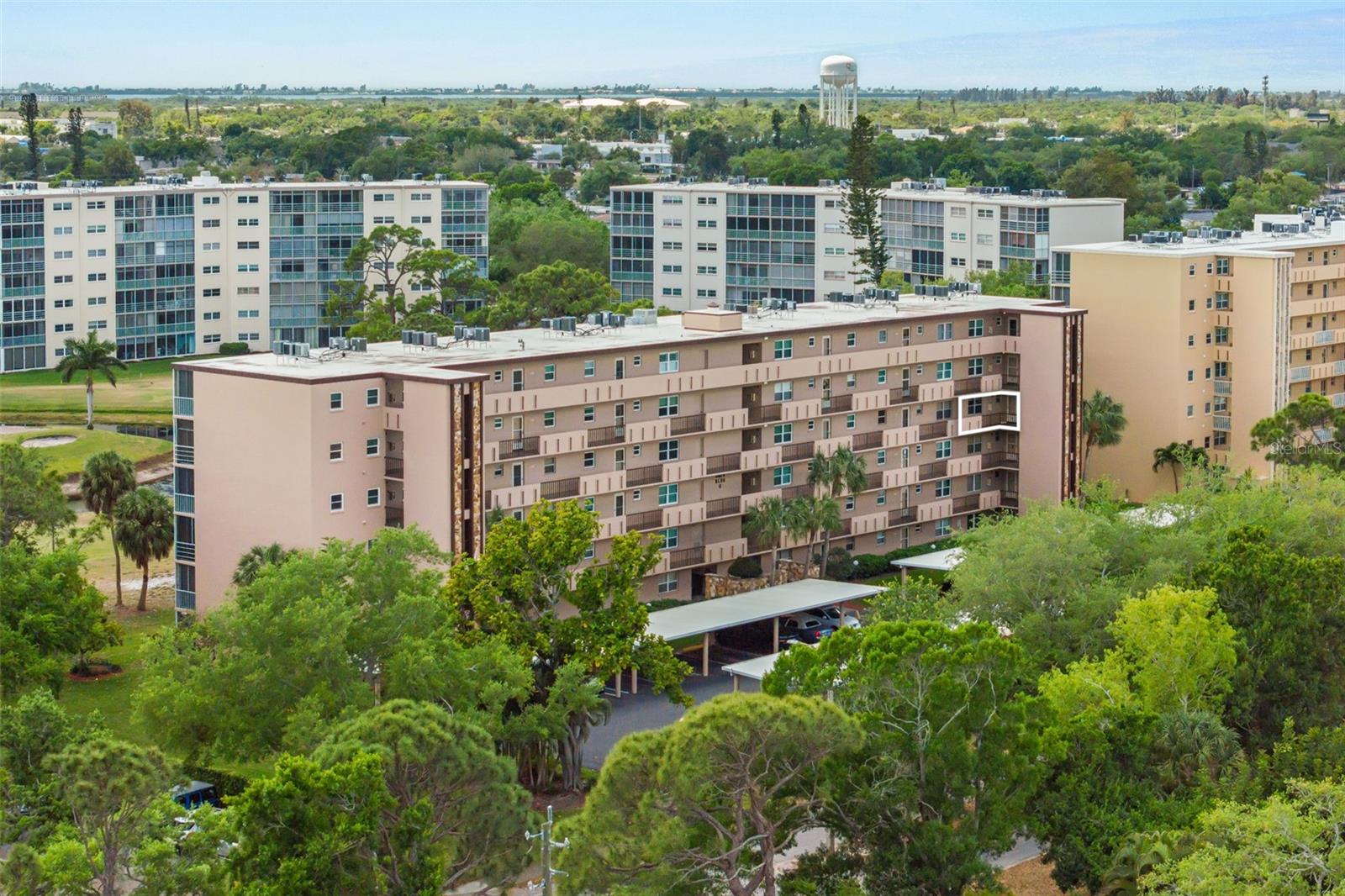 IRONWOOD SIXTEENTH - Residential