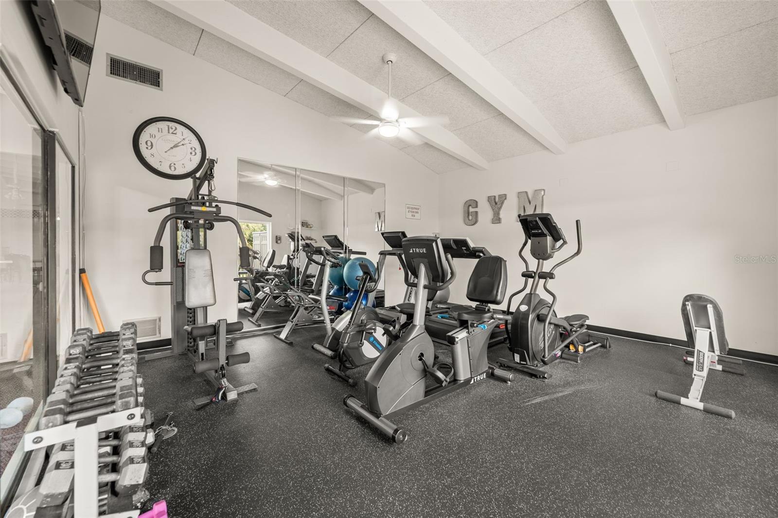 IRONWOOD SIXTEENTH - Residential