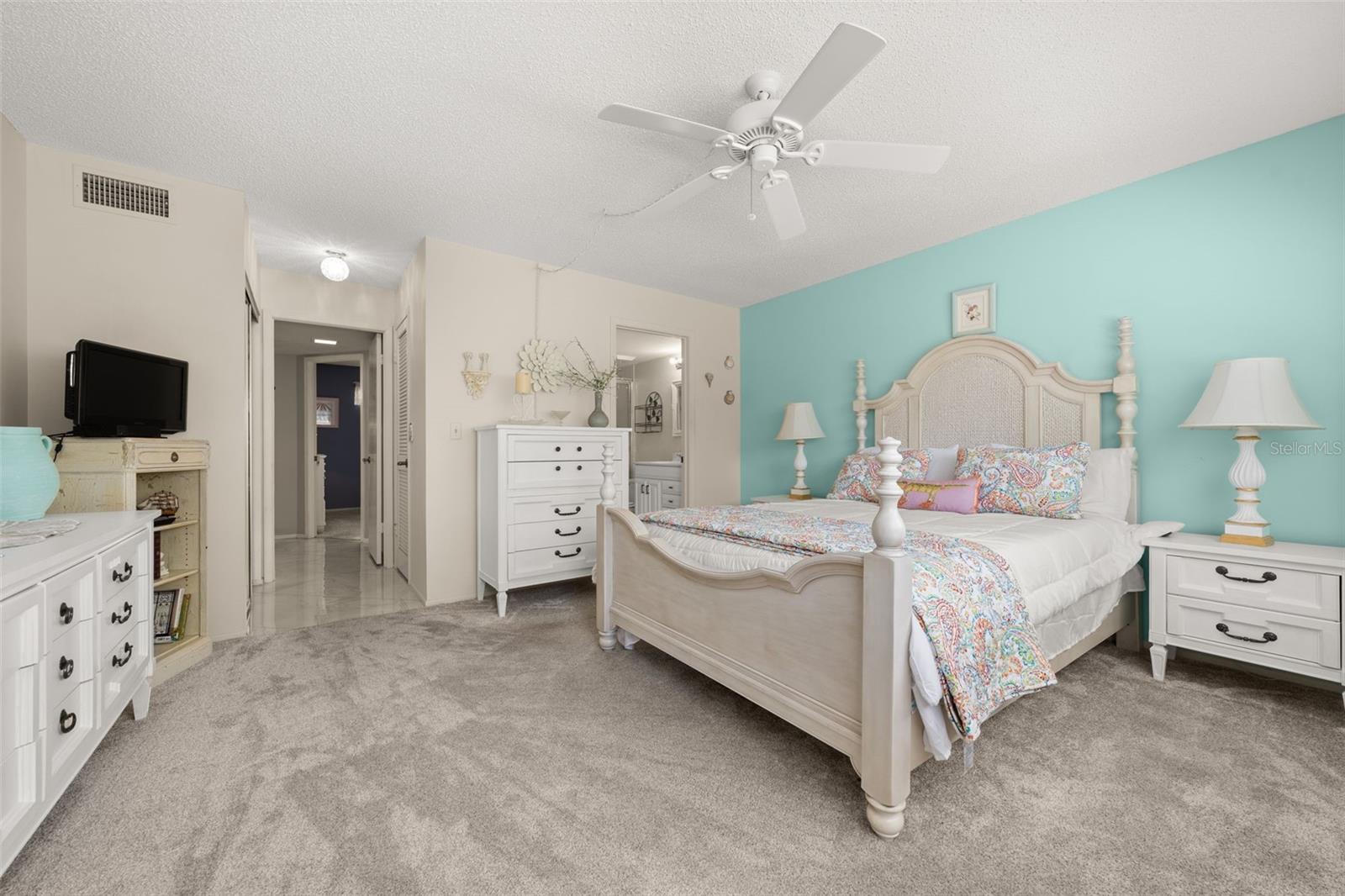 IRONWOOD SIXTEENTH - Residential