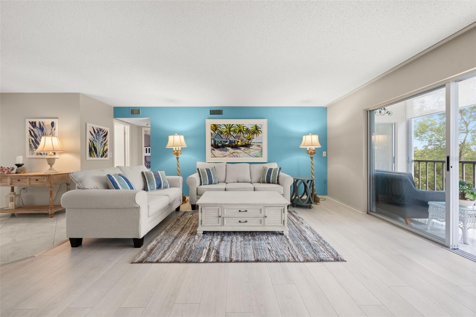 IRONWOOD SIXTEENTH - Residential