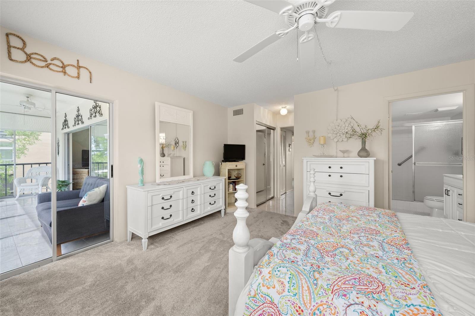 IRONWOOD SIXTEENTH - Residential