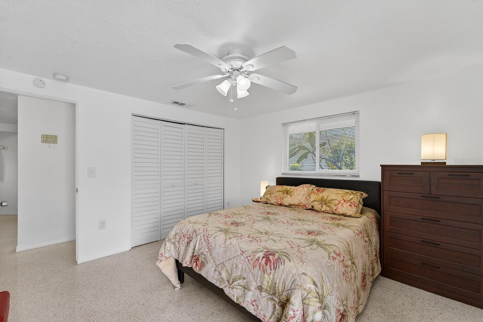 SHADOW LAKES - Residential