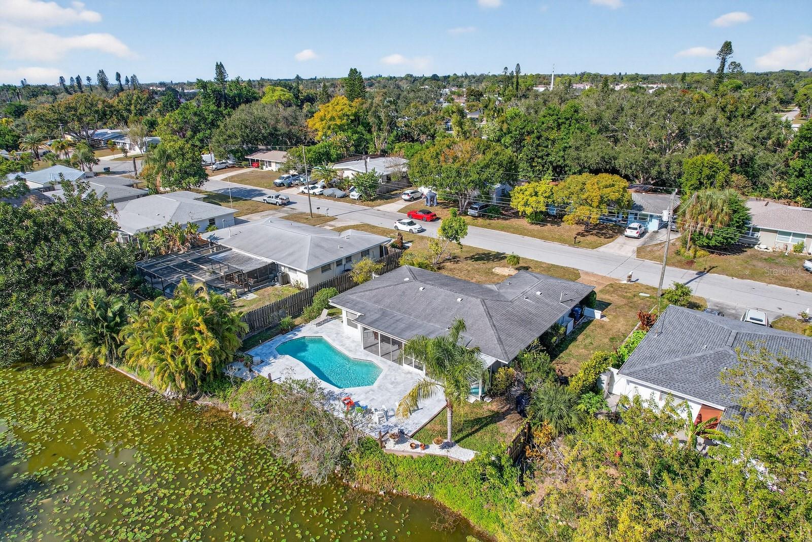 SHADOW LAKES - Residential