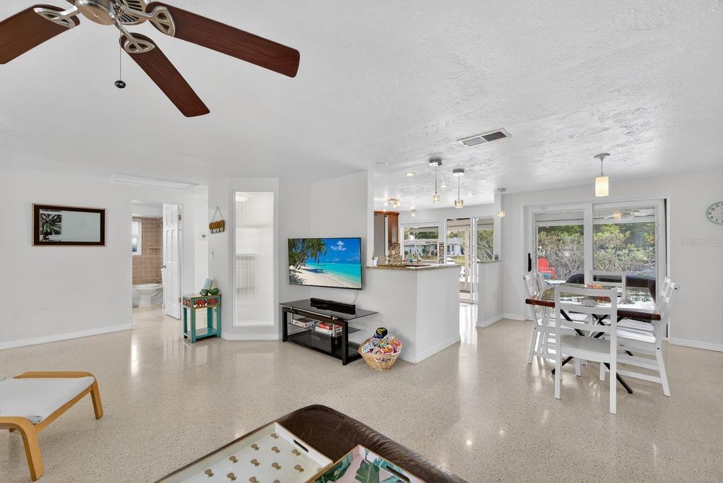 Photo of 3326 Rowena Street, Sarasota, FL 34231 (MLS # A4676853)