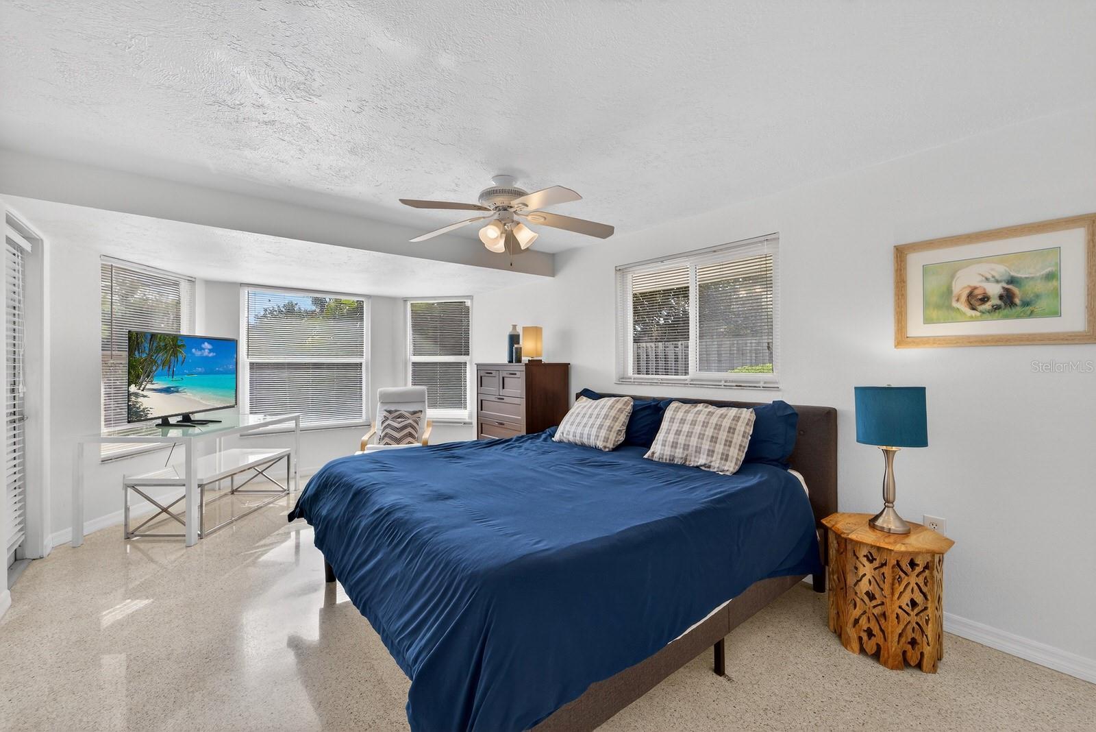 SHADOW LAKES - Residential