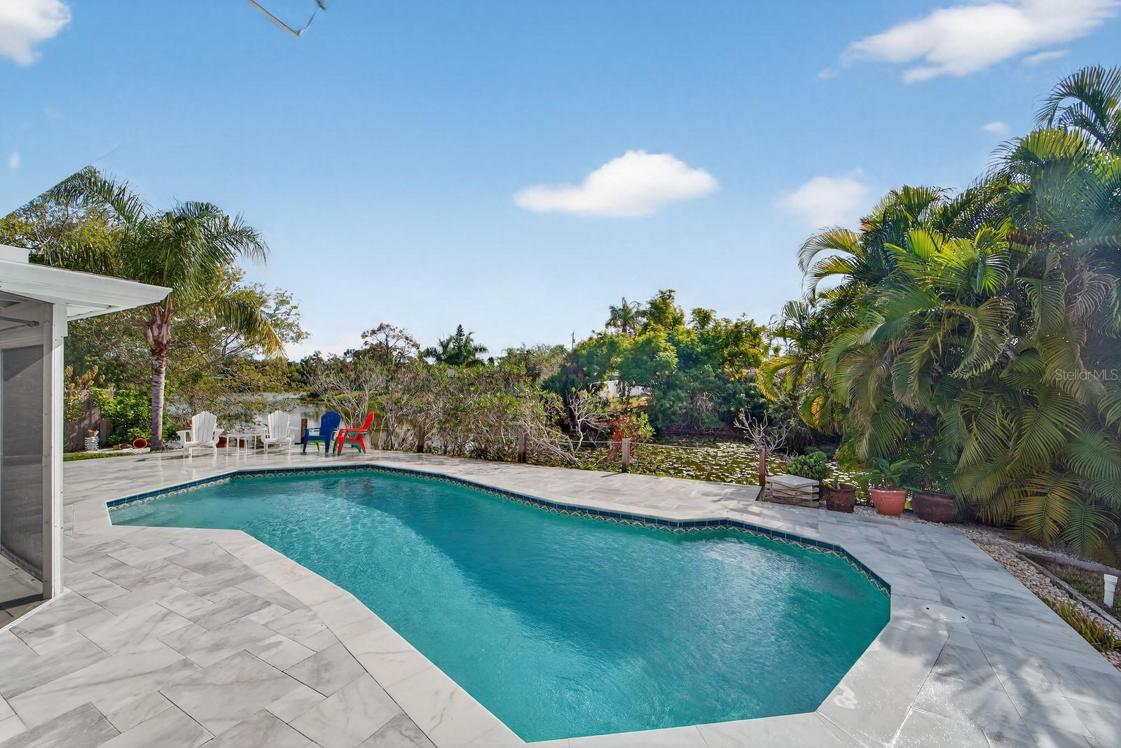 SHADOW LAKES - Residential